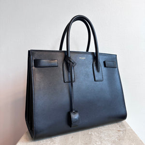 Pre-Owned SAINT LAURENT Black Sac De Jour