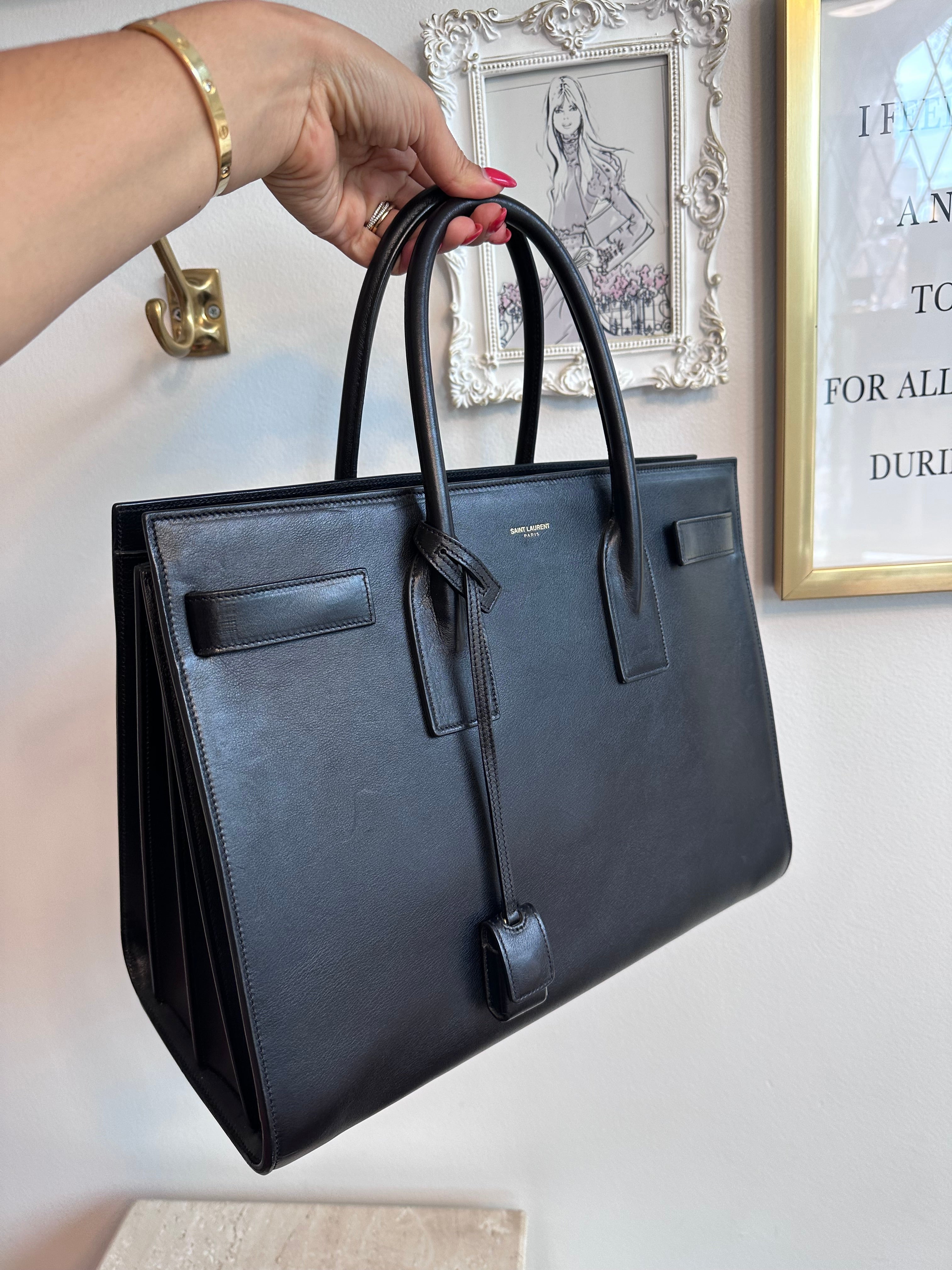 Pre-Owned SAINT LAURENT Black Sac De Jour