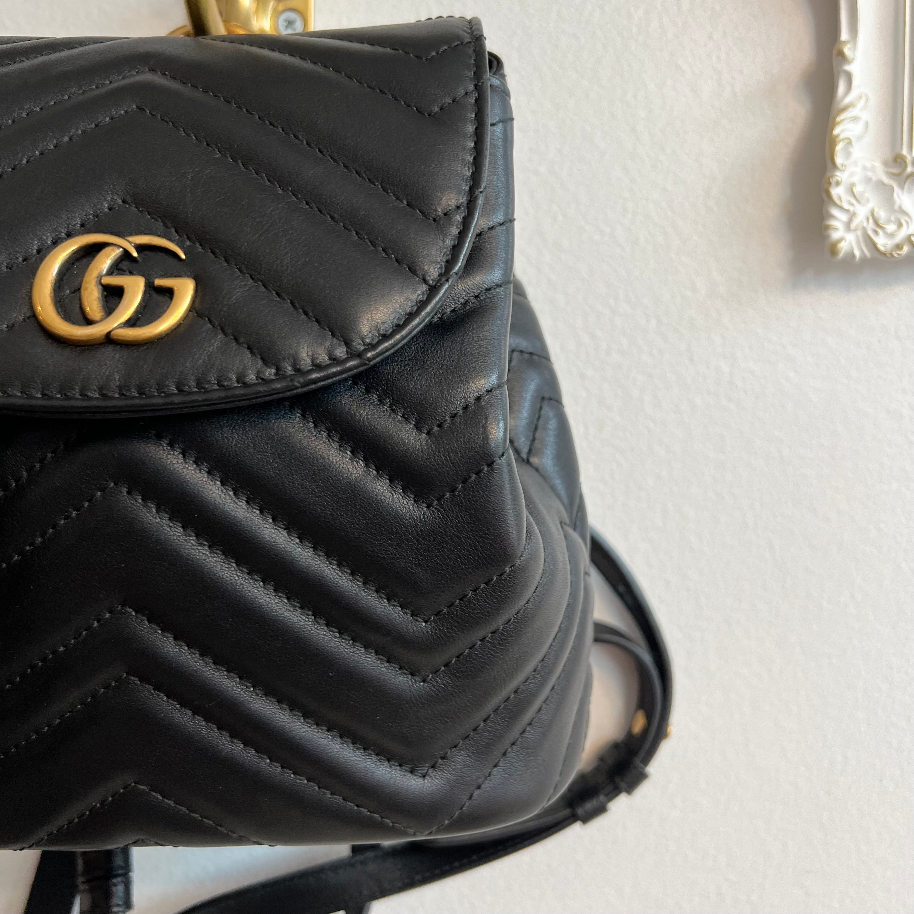 Pre-Owned GUCCI Black Marmont Mini Apollo Backpack