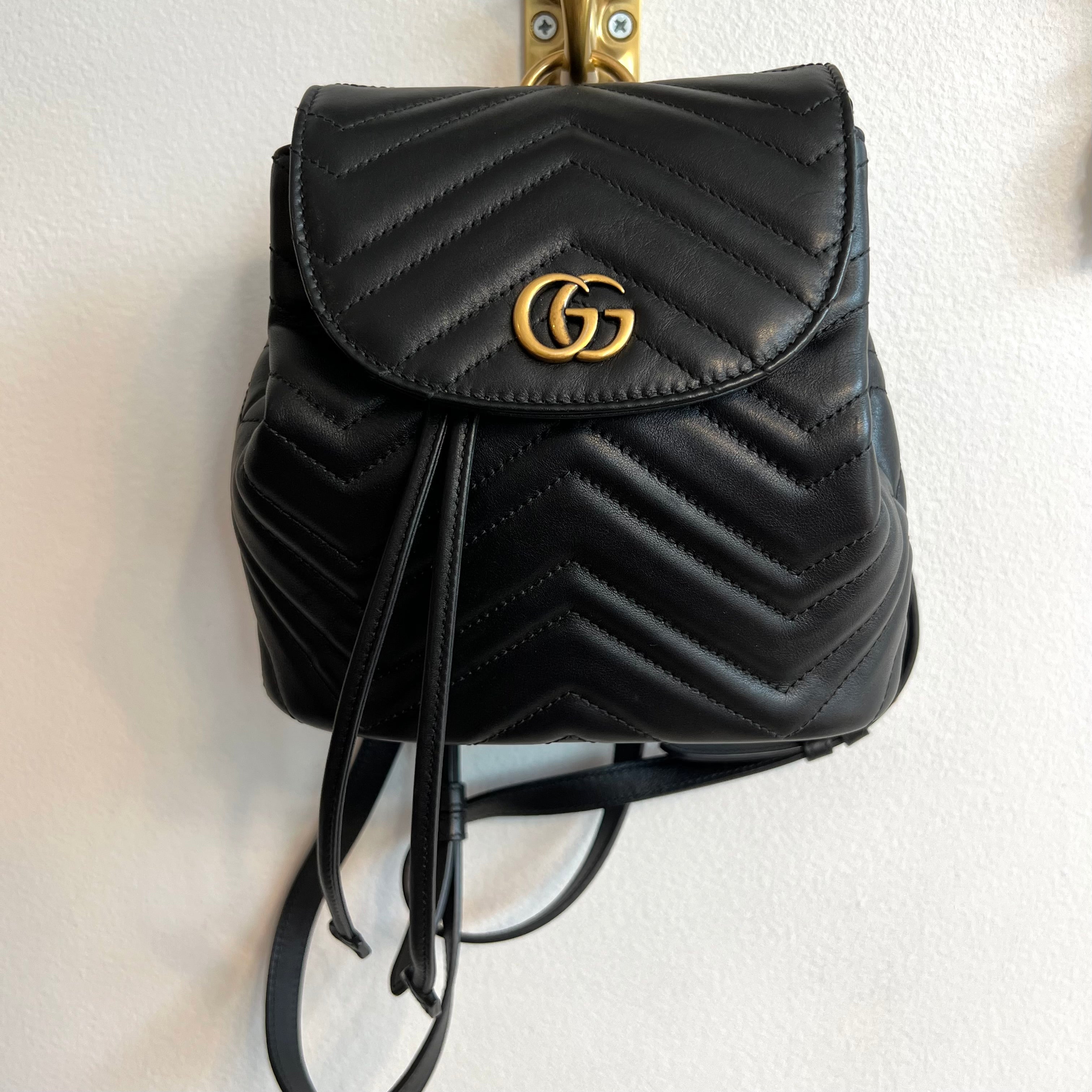 Pre-Owned GUCCI Black Marmont Mini Apollo Backpack
