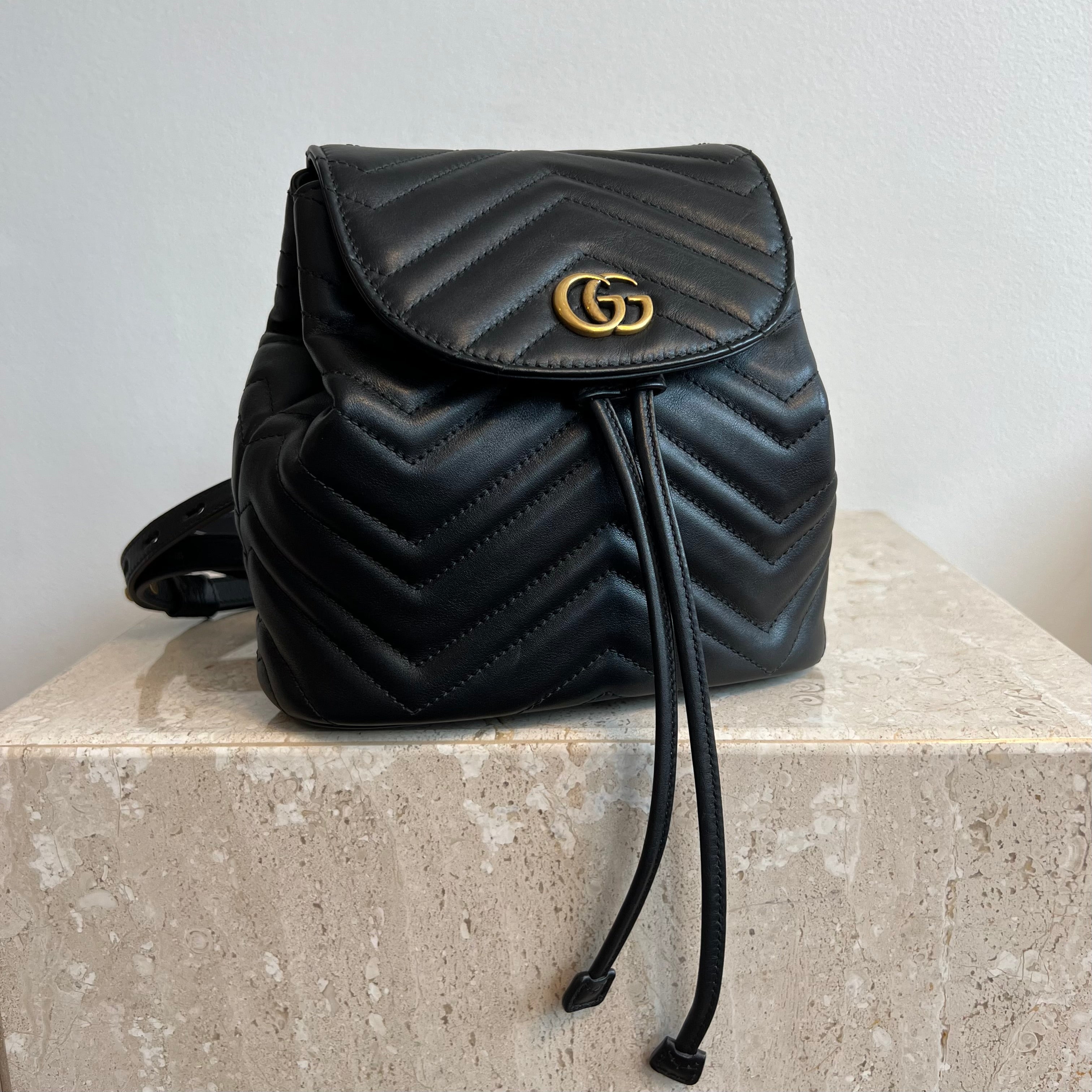 Pre-Owned GUCCI Black Marmont Mini Apollo Backpack