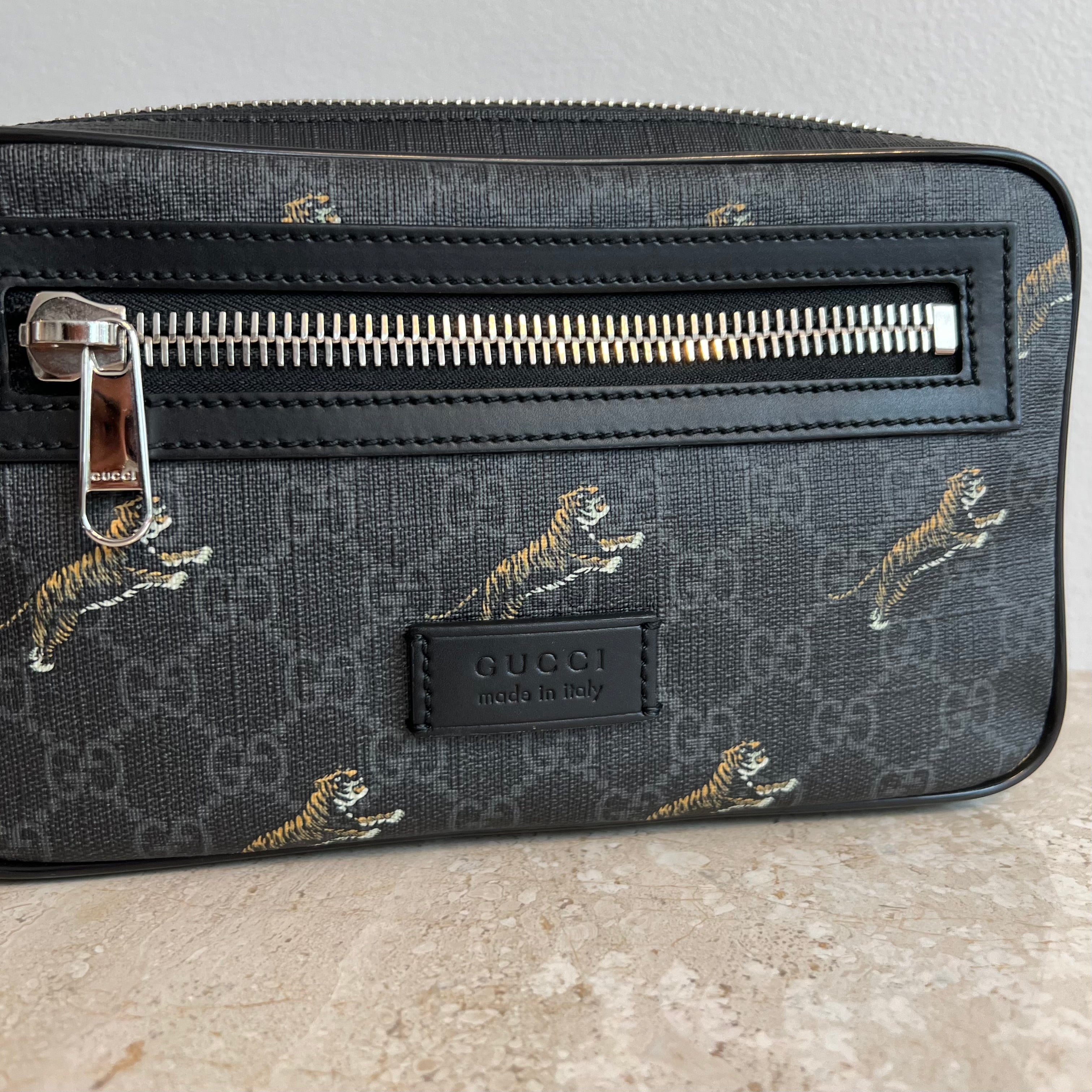 Pre-Owned GUCCI Beastiary Bum Bag with Tigers