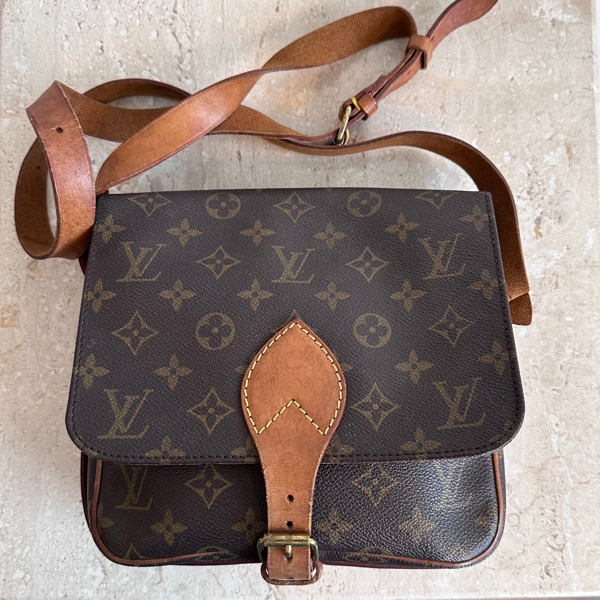 Pre-Owned LOUIS VUITTON Monogram Cartouchiere Crossbody MM