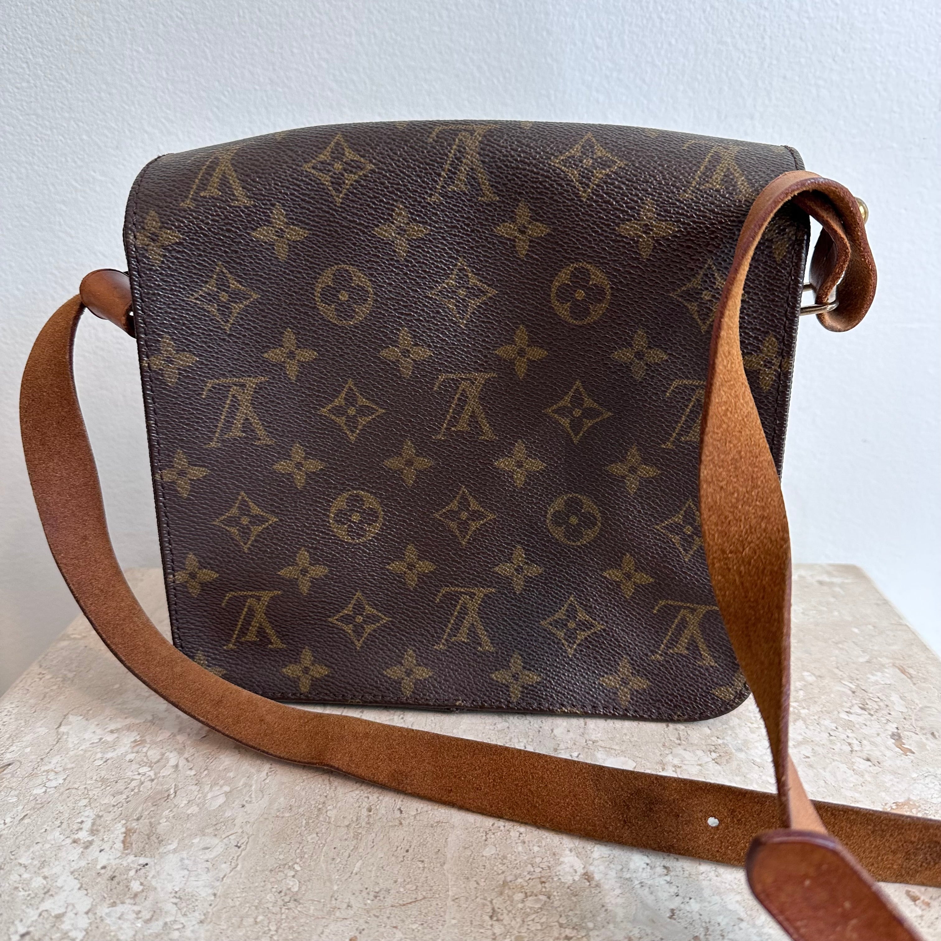 Pre-Owned LOUIS VUITTON Monogram Cartouchiere Crossbody MM