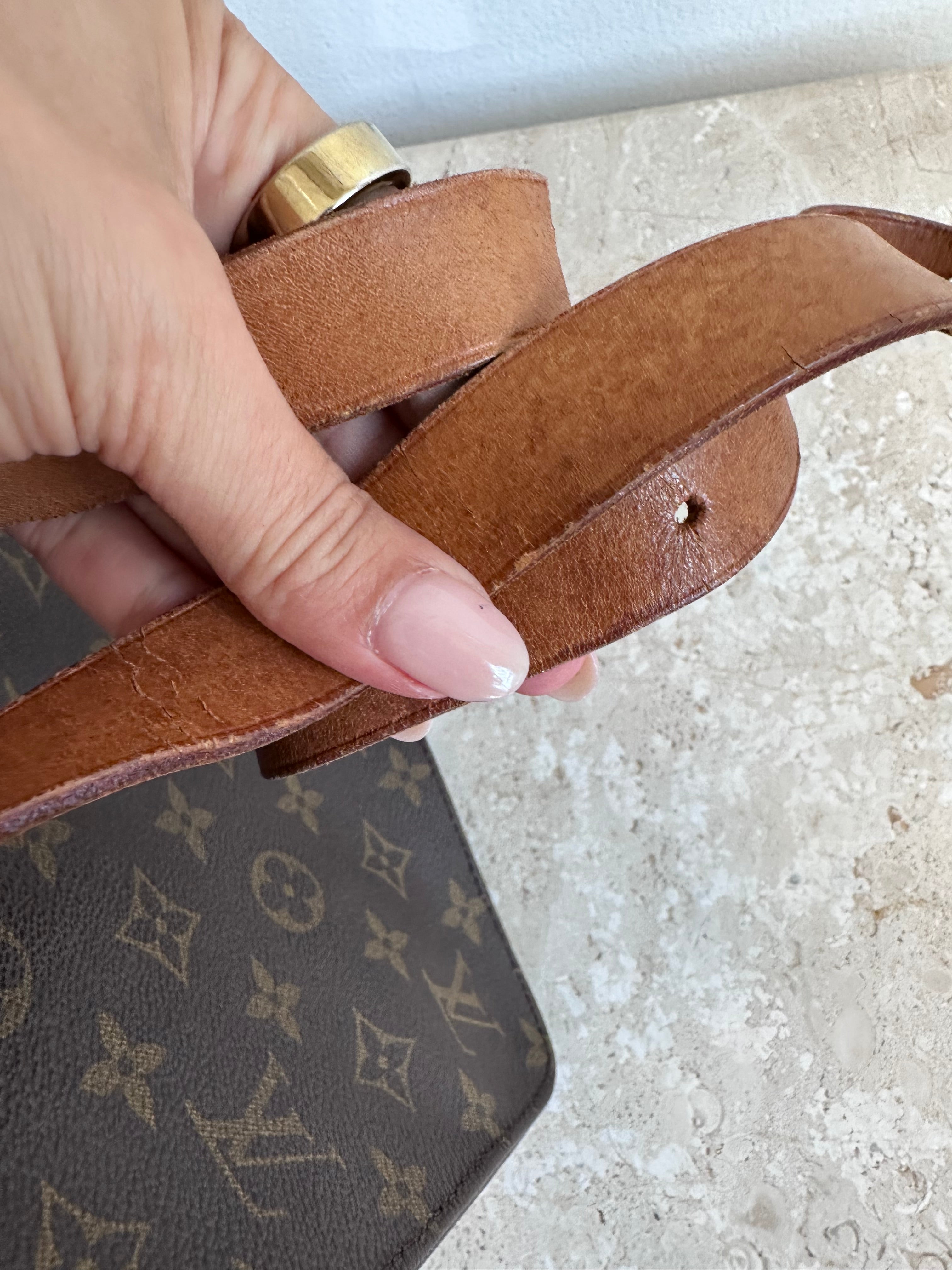 Pre-Owned LOUIS VUITTON Monogram Cartouchiere Crossbody MM