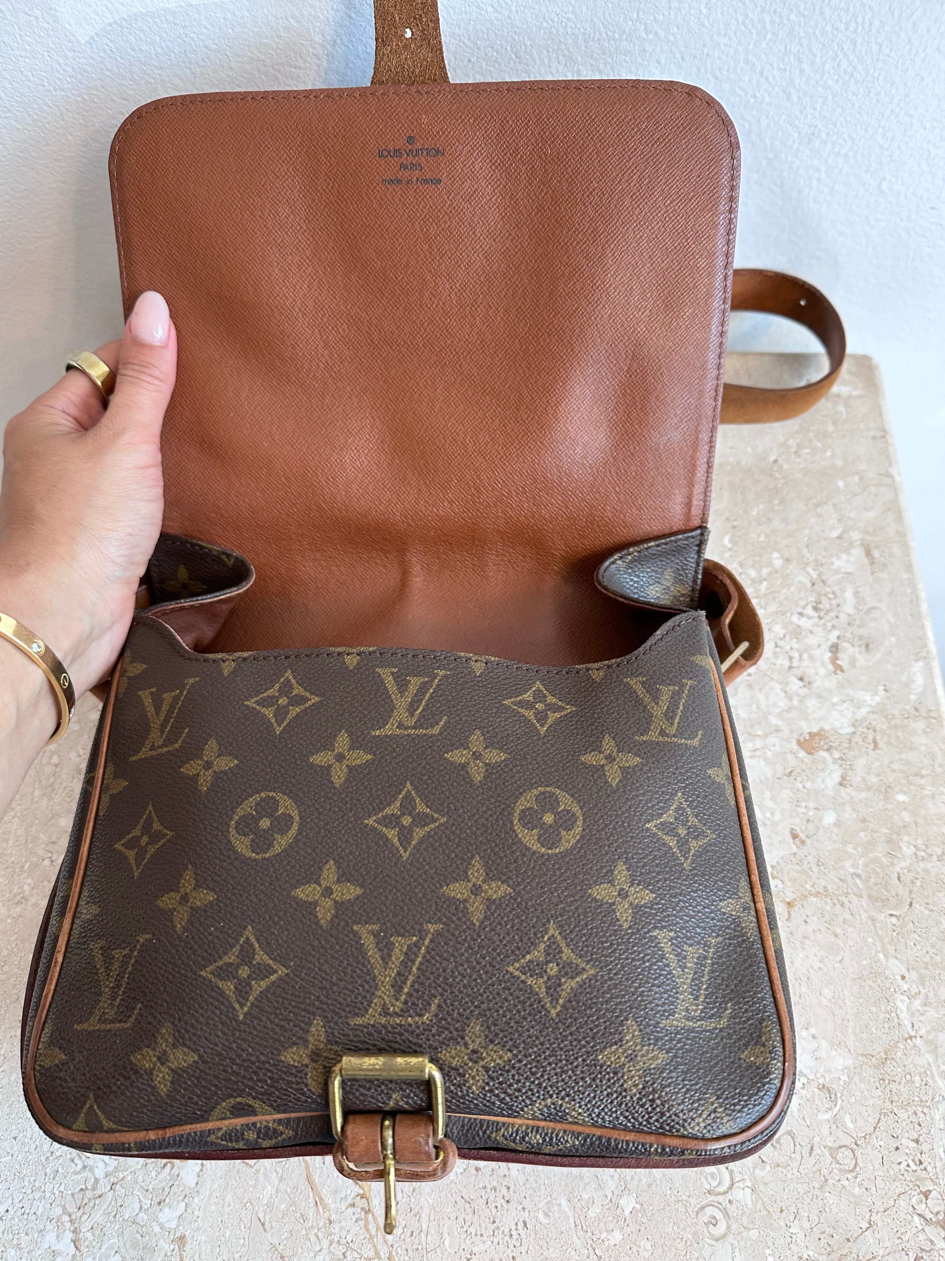 Pre-Owned LOUIS VUITTON Monogram Cartouchiere Crossbody MM