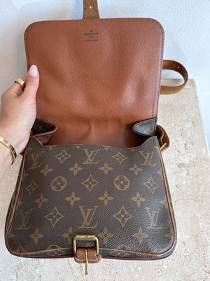 Pre-Owned LOUIS VUITTON Monogram Cartouchiere Crossbody MM