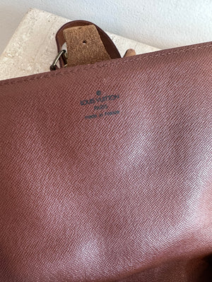 Pre-Owned LOUIS VUITTON Monogram Cartouchiere Crossbody MM