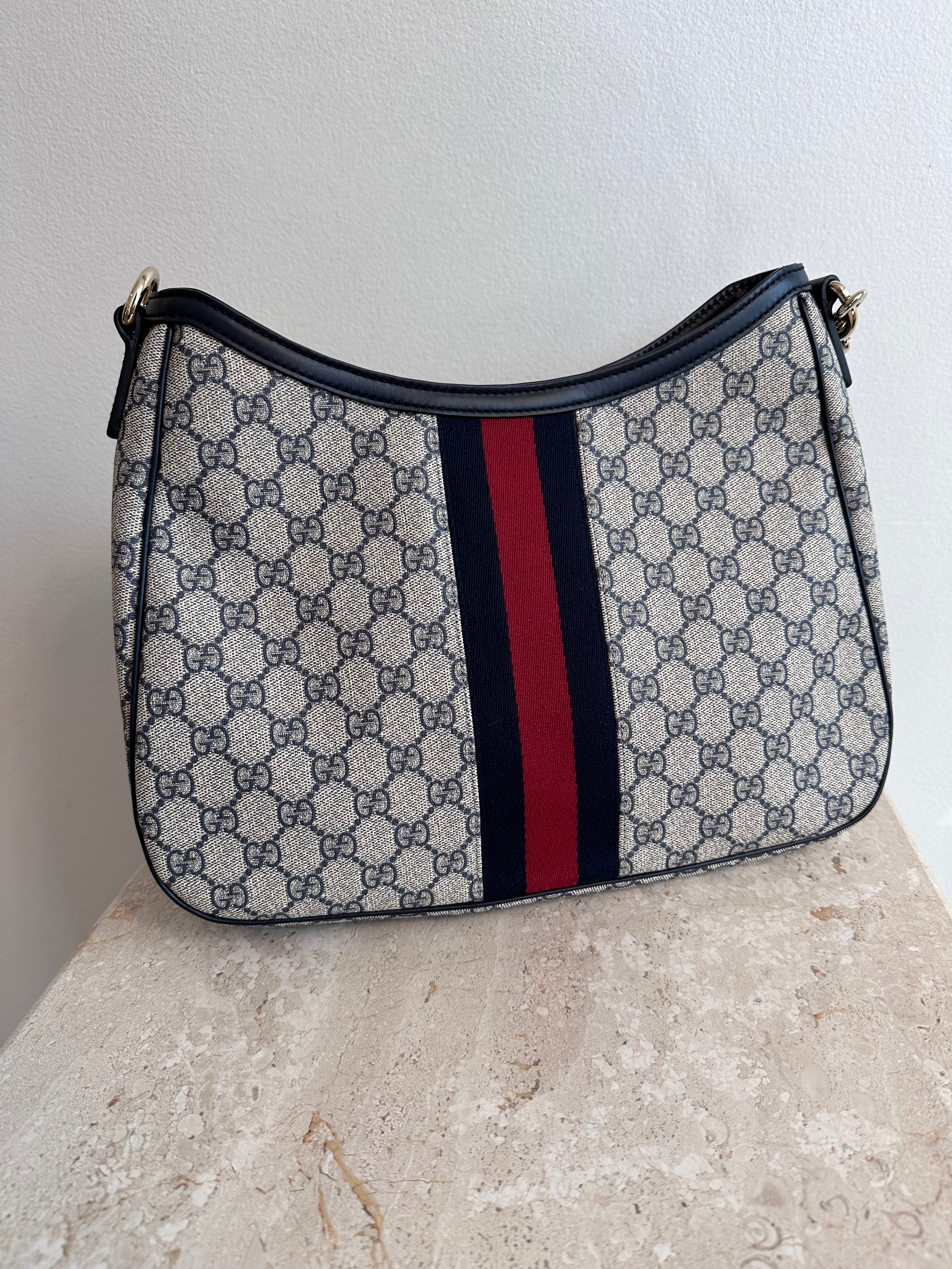 Pre-Owned GUCCI Navy GG Supreme Web Shoulder Bag