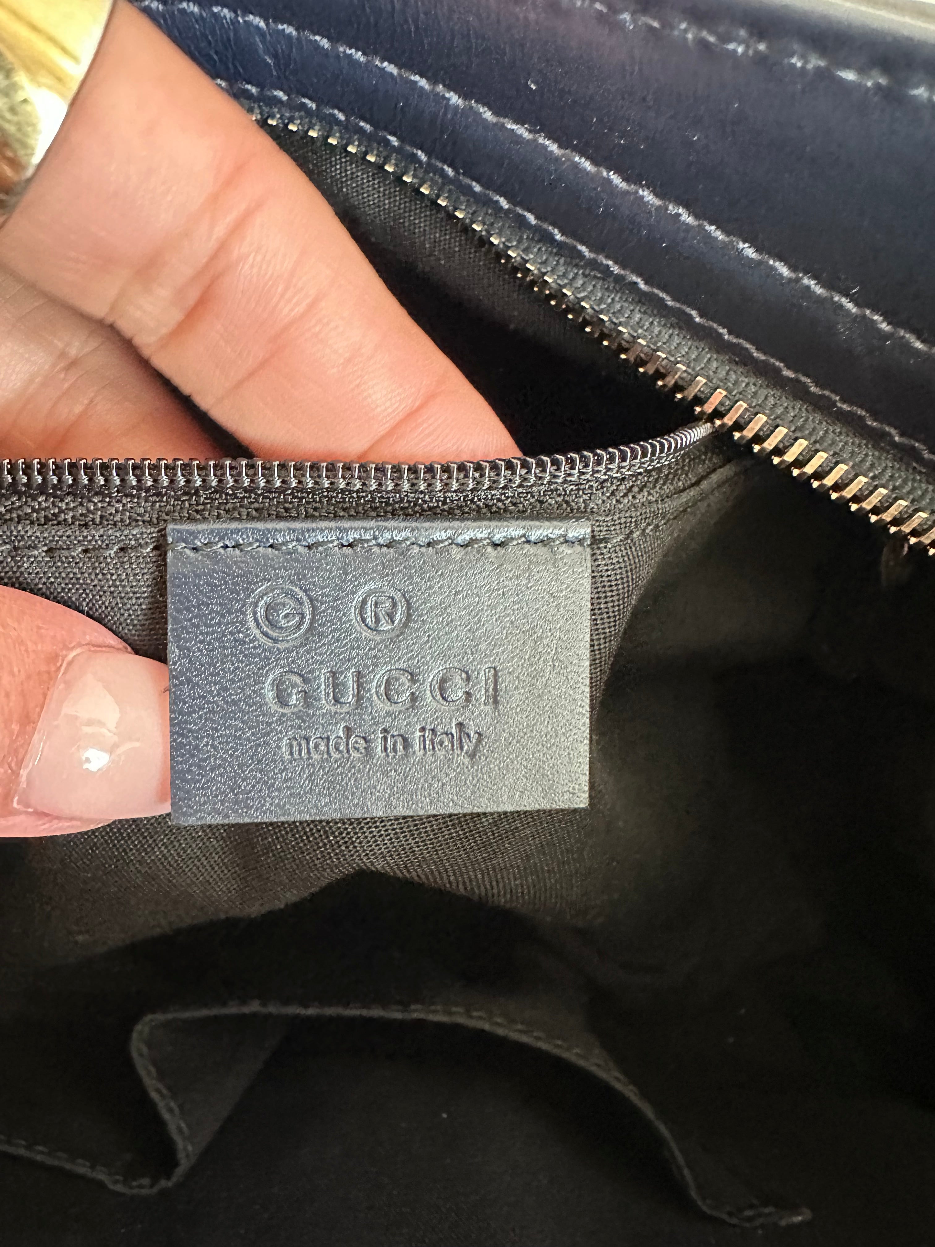 Pre-Owned GUCCI Navy GG Supreme Web Shoulder Bag