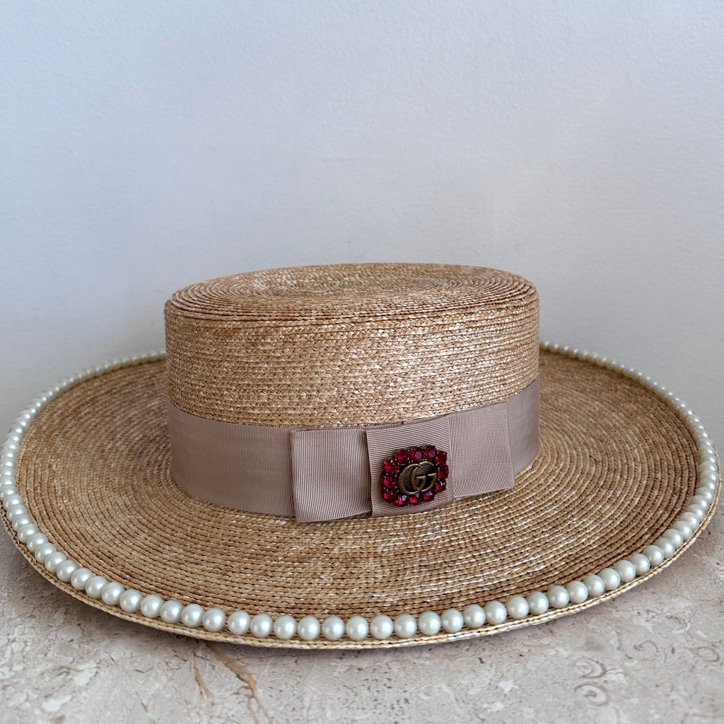 Pre-Owned GUCCI Straw Pearl Embellished Notte Hat