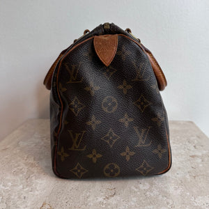 Pre-Owned LOUIS VUITTON Monogram Speedy 25