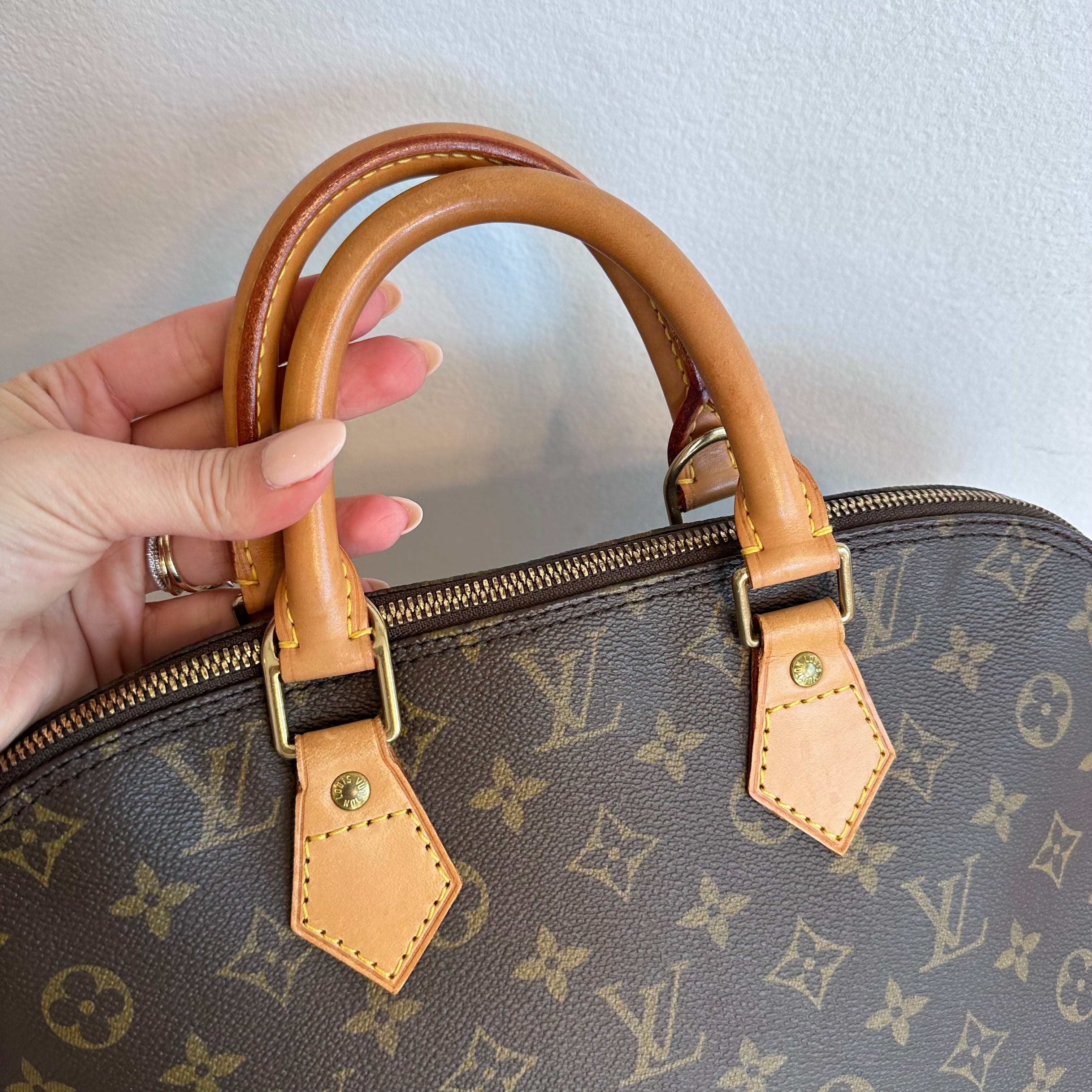 【VINTAGE LOUIS VUITTON】Alma アルマ PM Vintage Louis Vuitton Alma PM ○ Labellov ○ Buy and Sell
