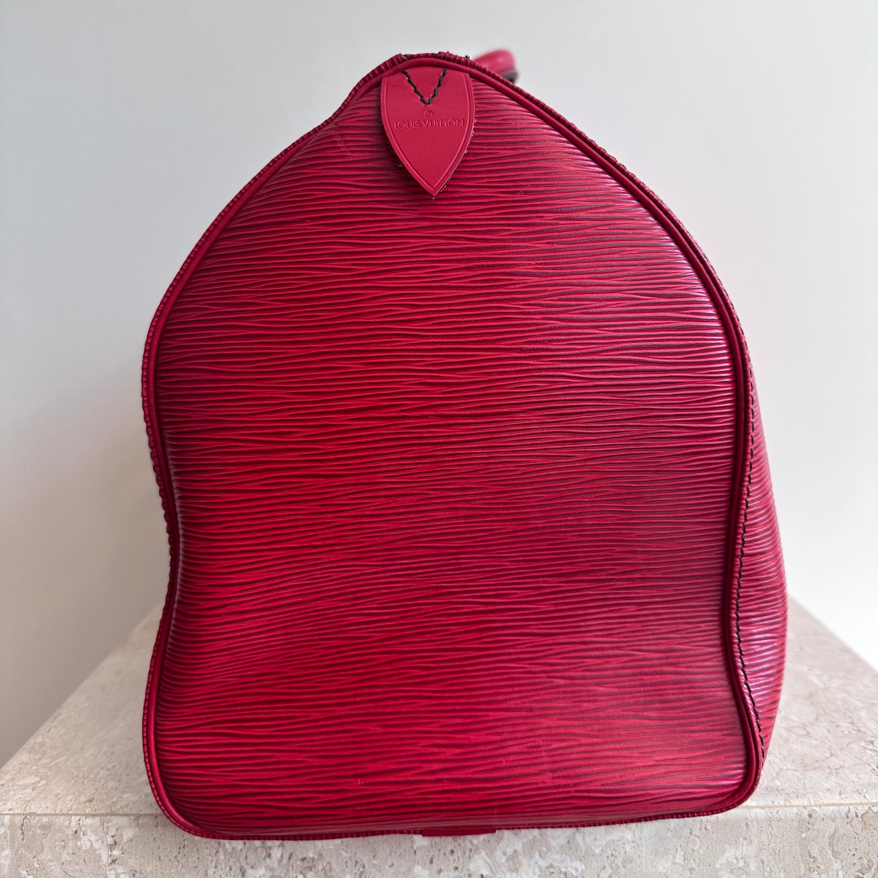 Pre-Owned LOUIS VUITTON Vintage Red Epi Speedy 40