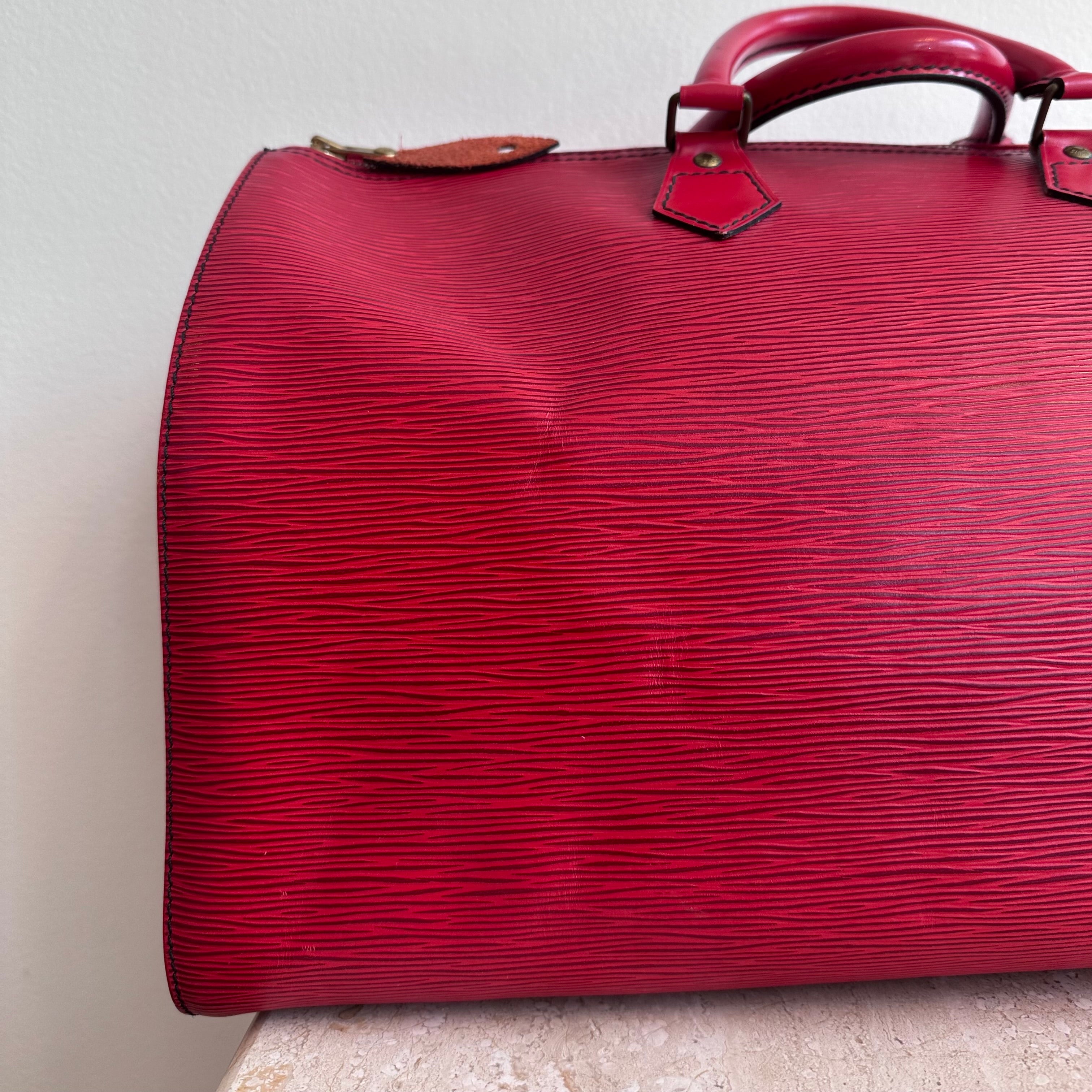 Pre-Owned LOUIS VUITTON Vintage Red Epi Speedy 40