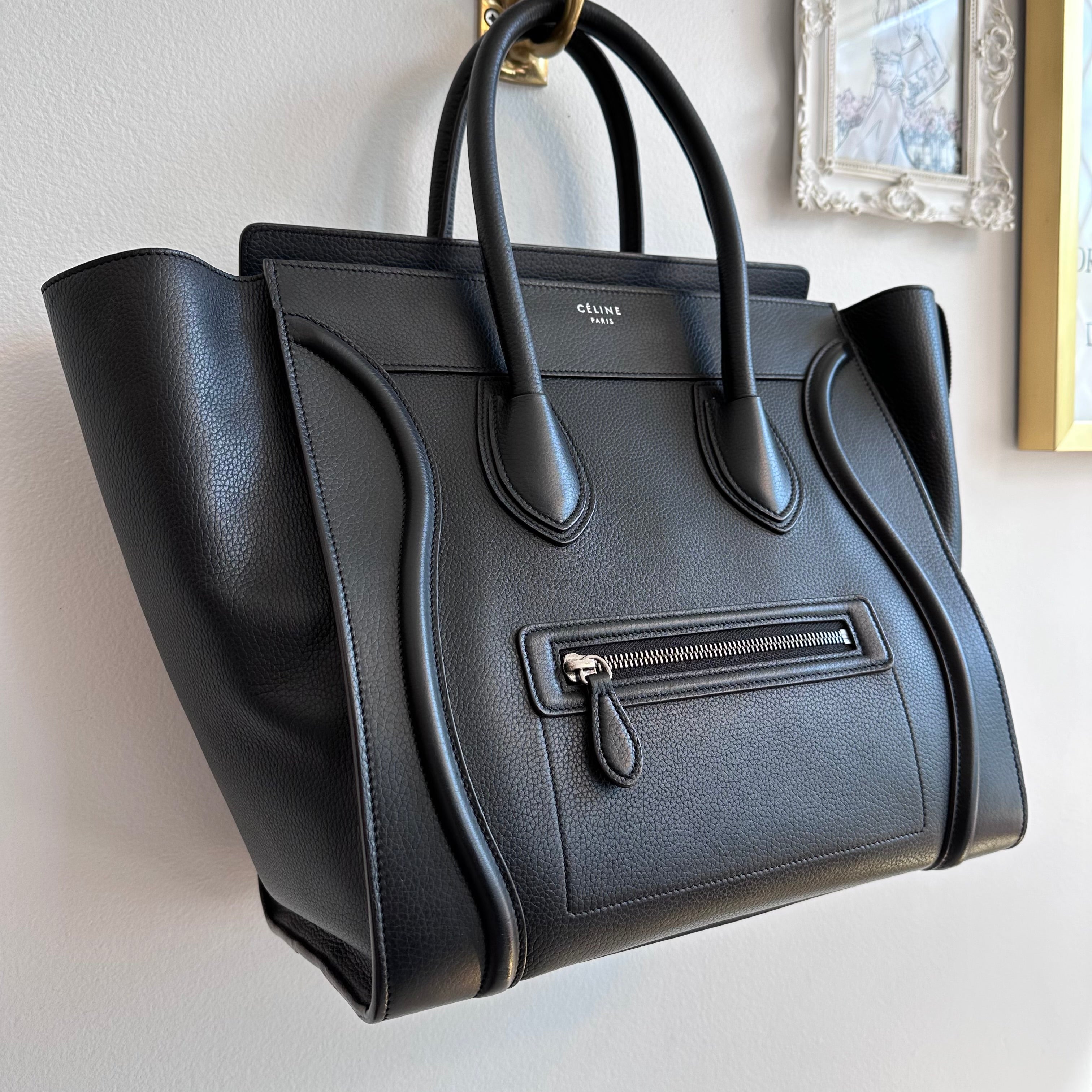 Pre-Owned CELINE Black Leather Phantom Luggage Tote