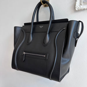 Pre-Owned CELINE Black Leather Phantom Luggage Tote