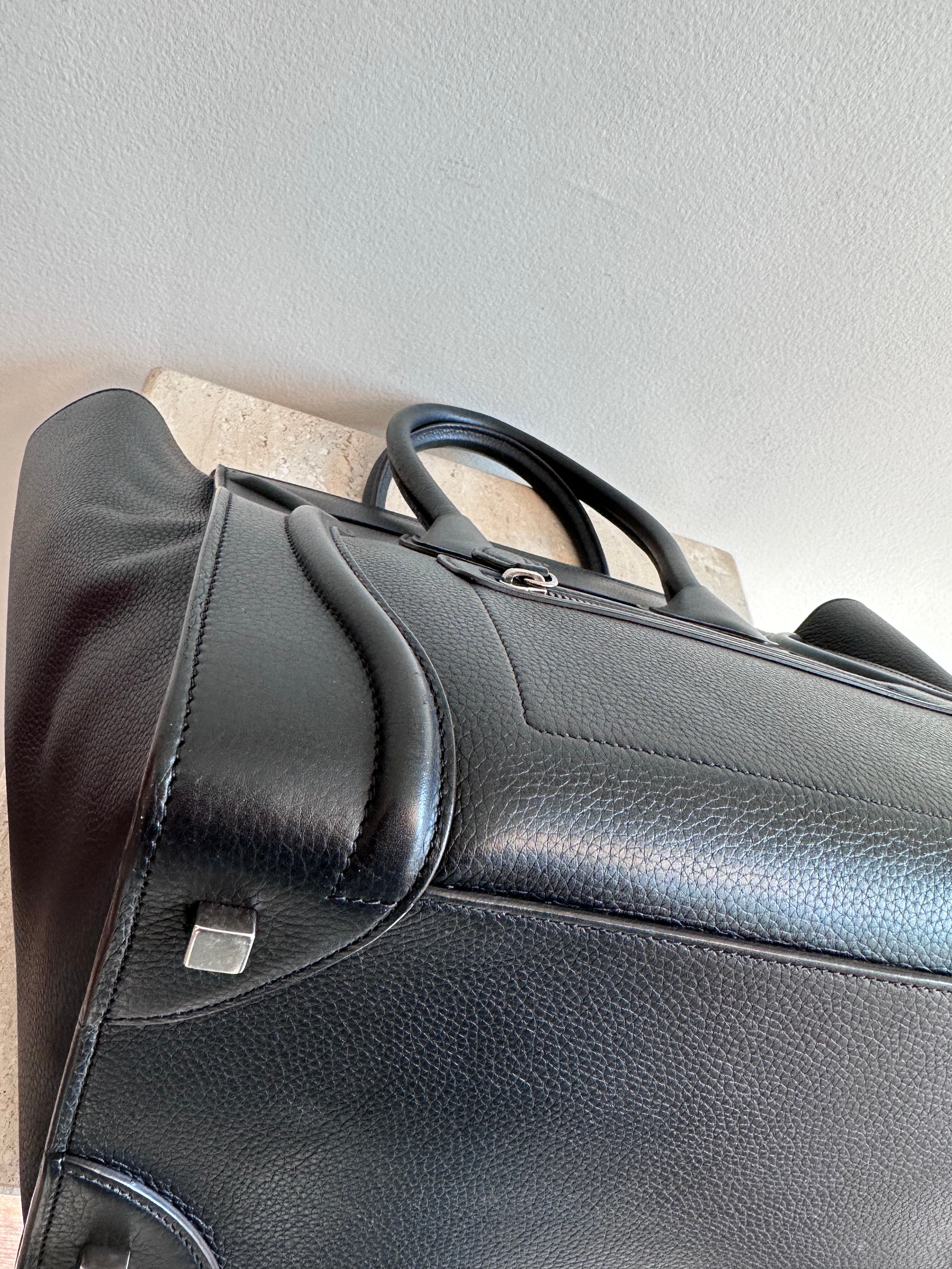 Pre-Owned CELINE Black Leather Phantom Luggage Tote