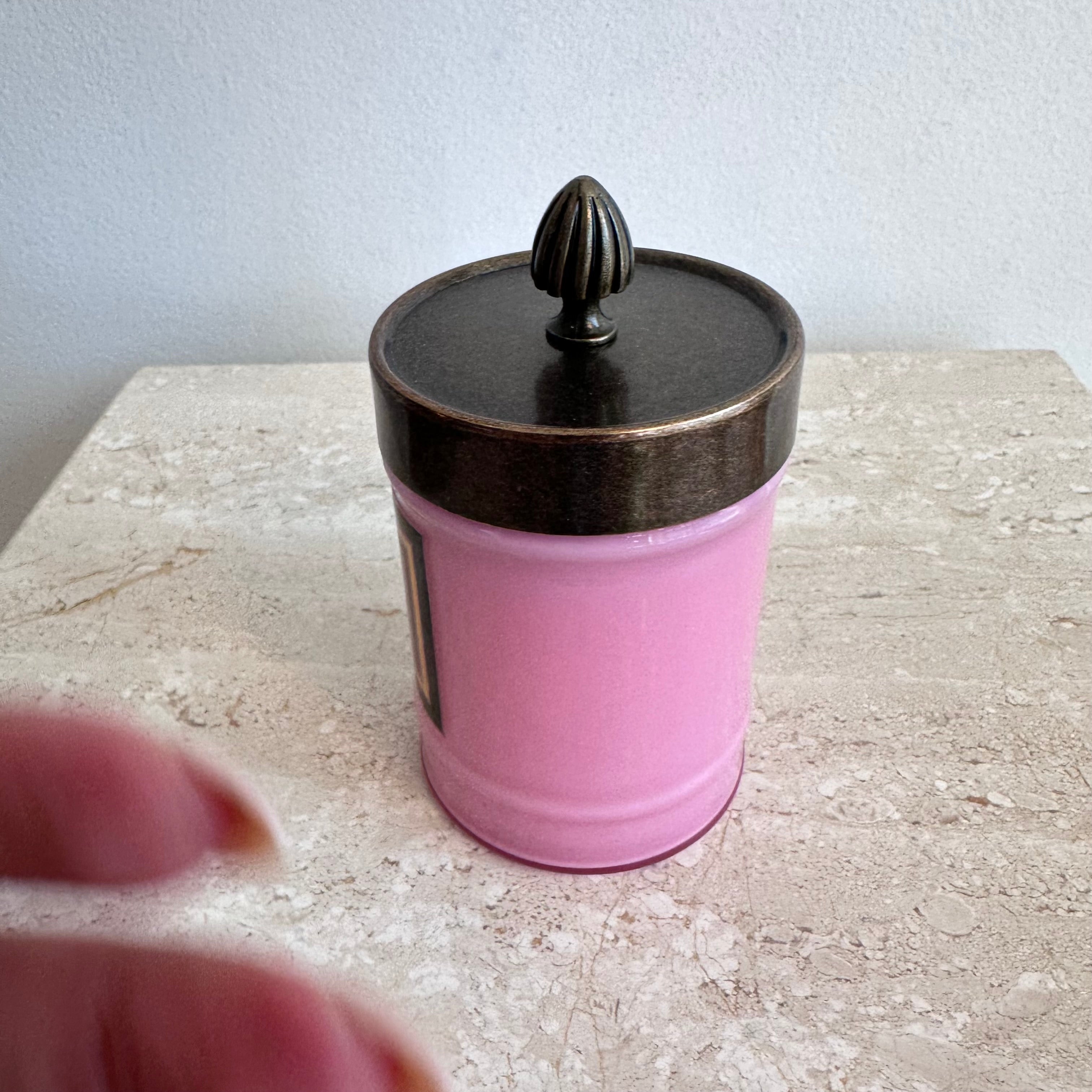 Pre-Owned GUCCI Freesia Pink Scented Candle – Valamode