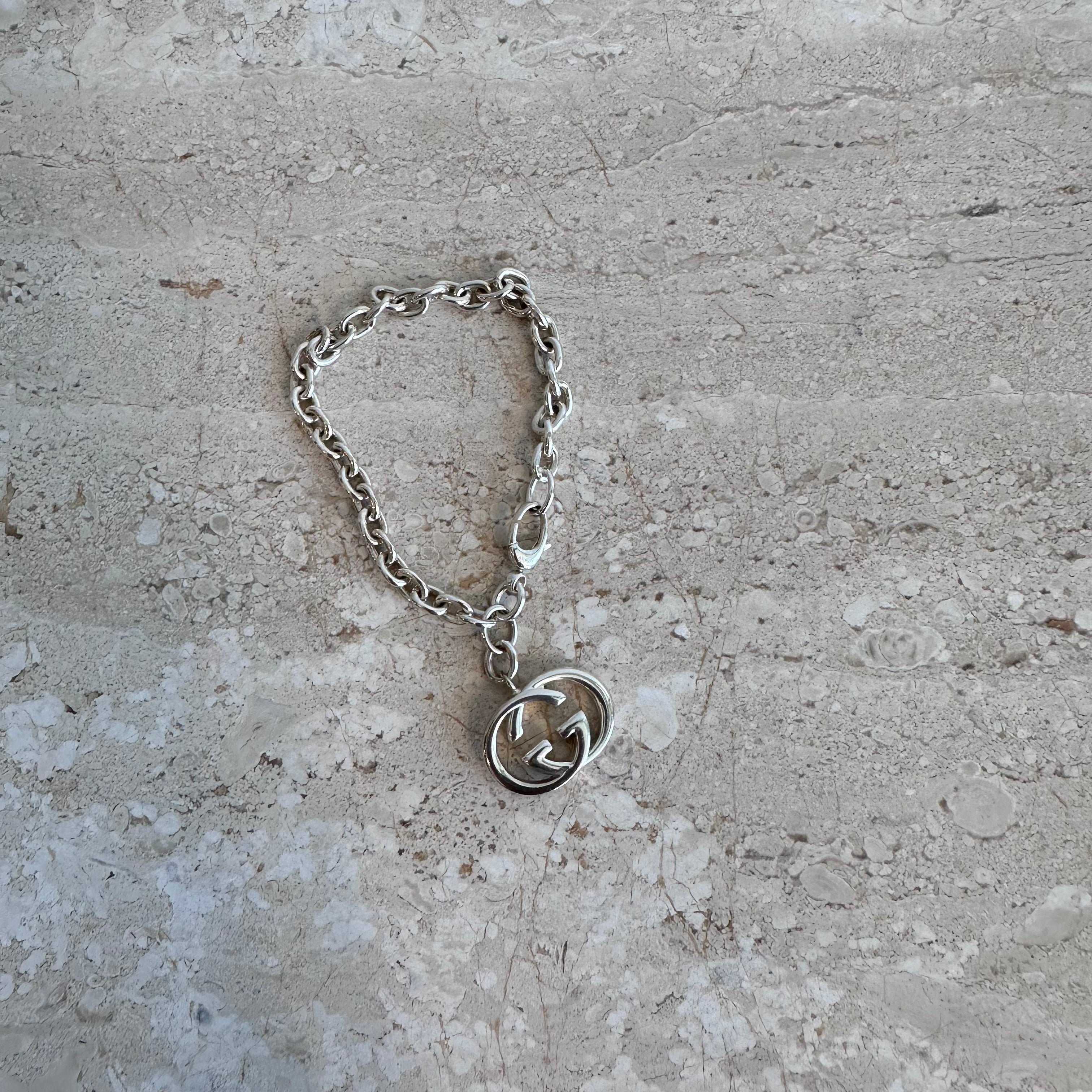 Pre-Owned GUCCI GG Silver Bracelet