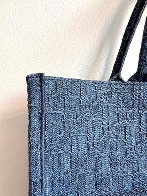 Pre-Owned DIOR Large Oblique Denim Book Tote