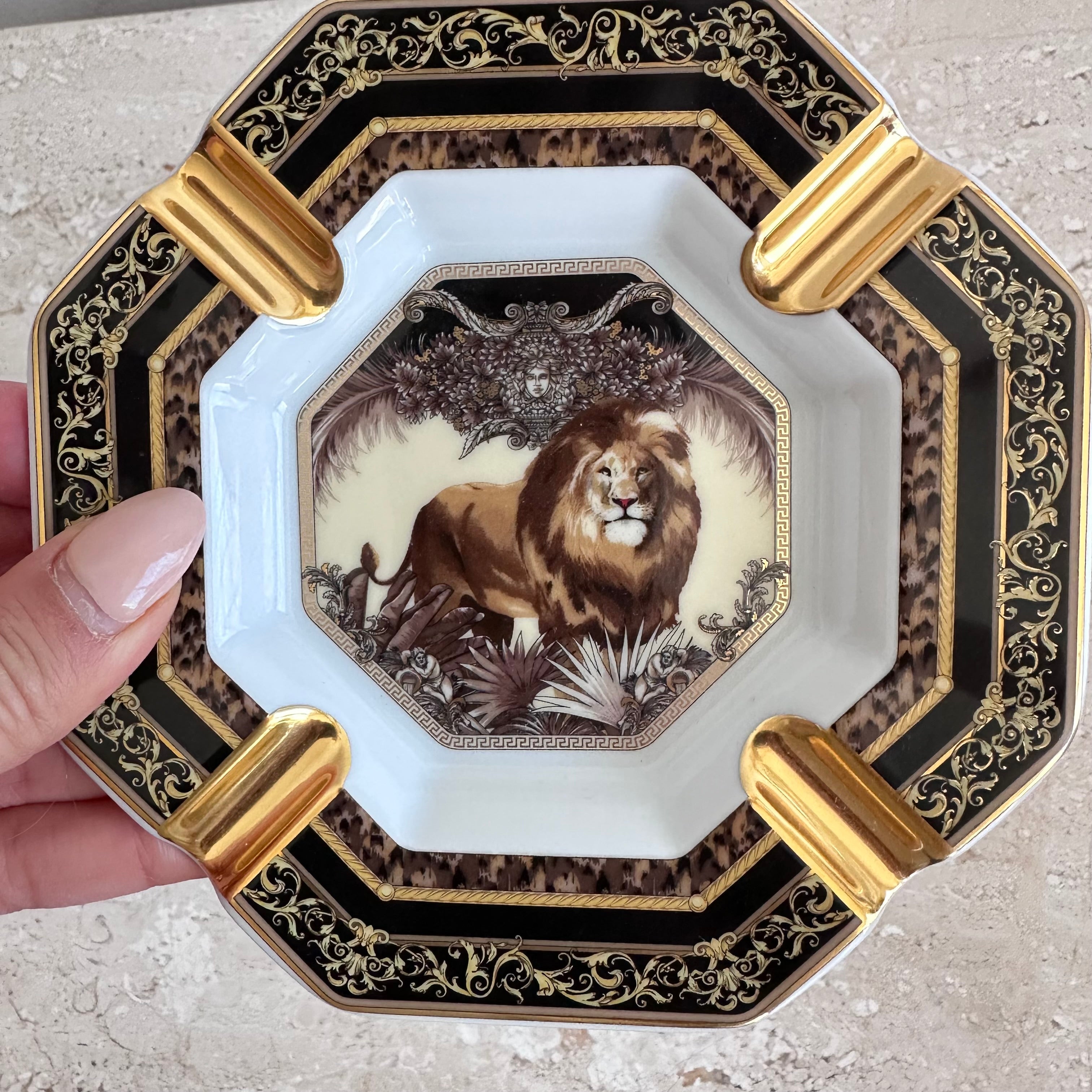 Pre-Owned VERSACE La Regne Animal William Ashtray – Valamode