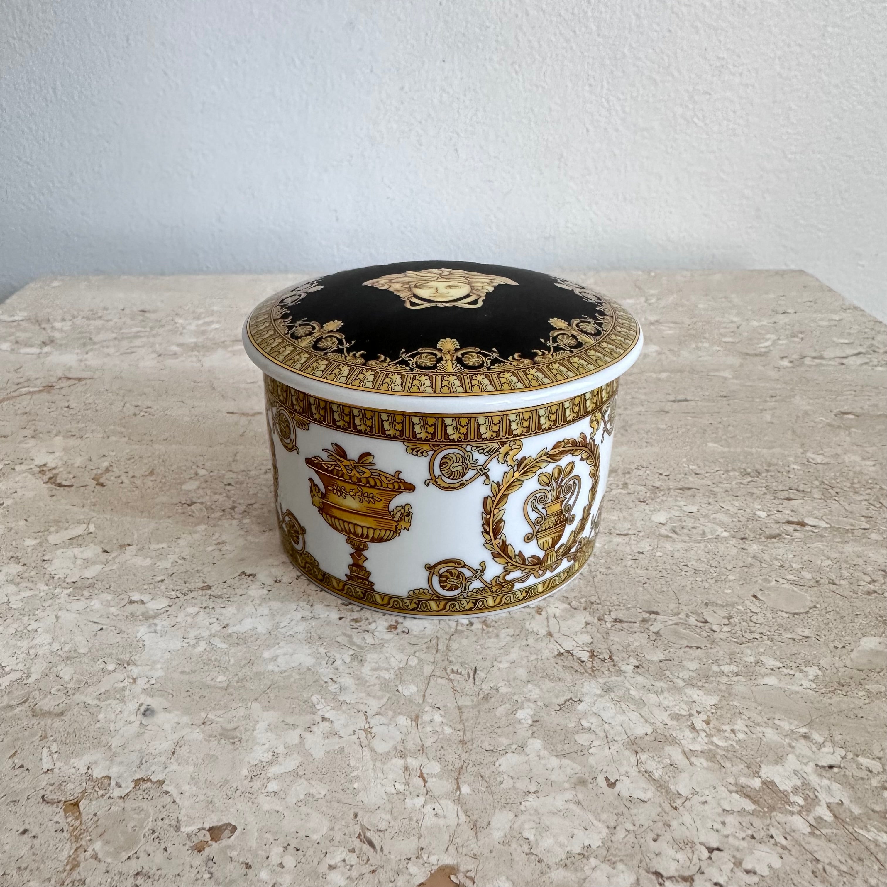 Pre-Owned VERSACE I Love Baroque Trinket tray – Valamode