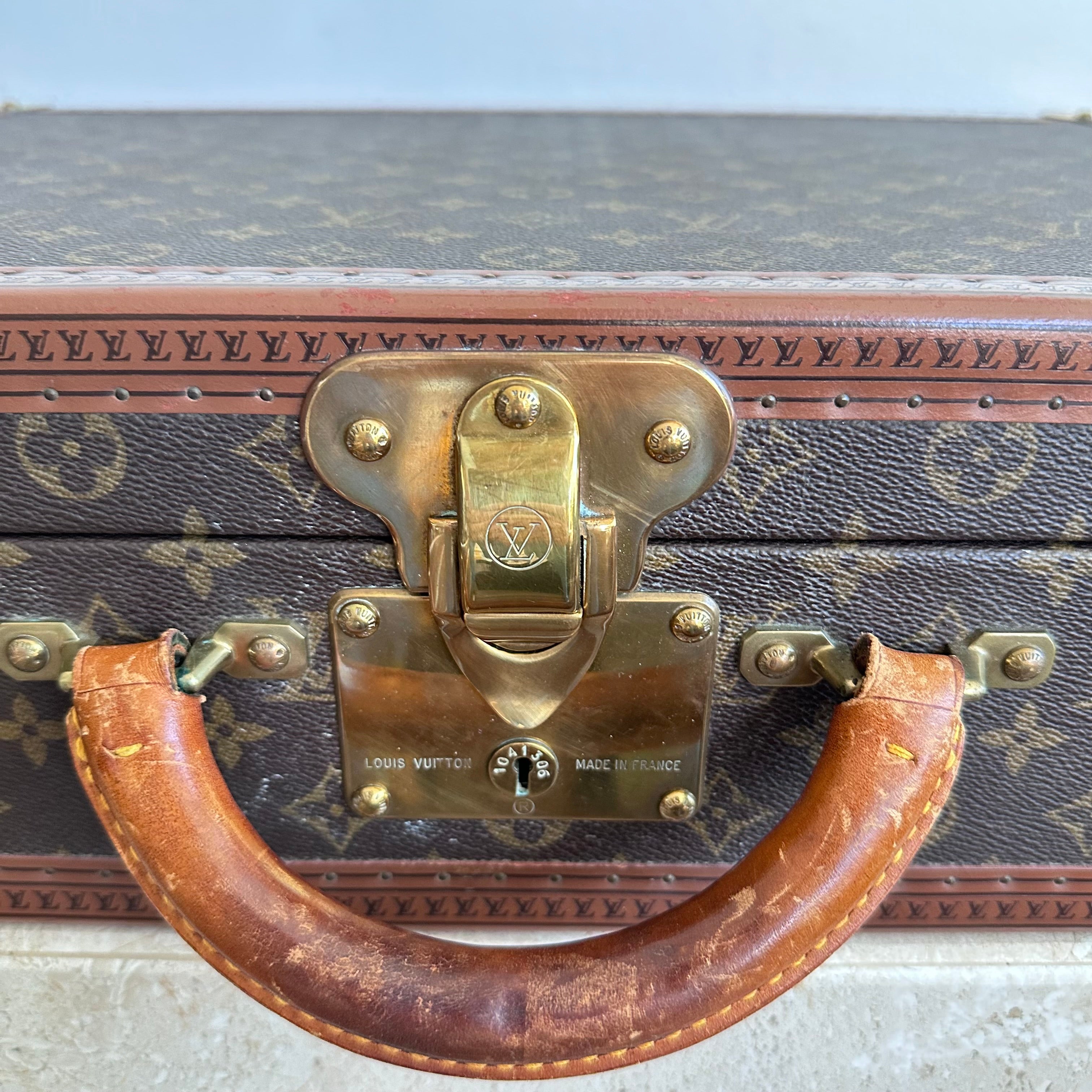 Pre-Owned LOUIS VUITTON Vintage Bisten Hardcase Trunk 55 – Valamode
