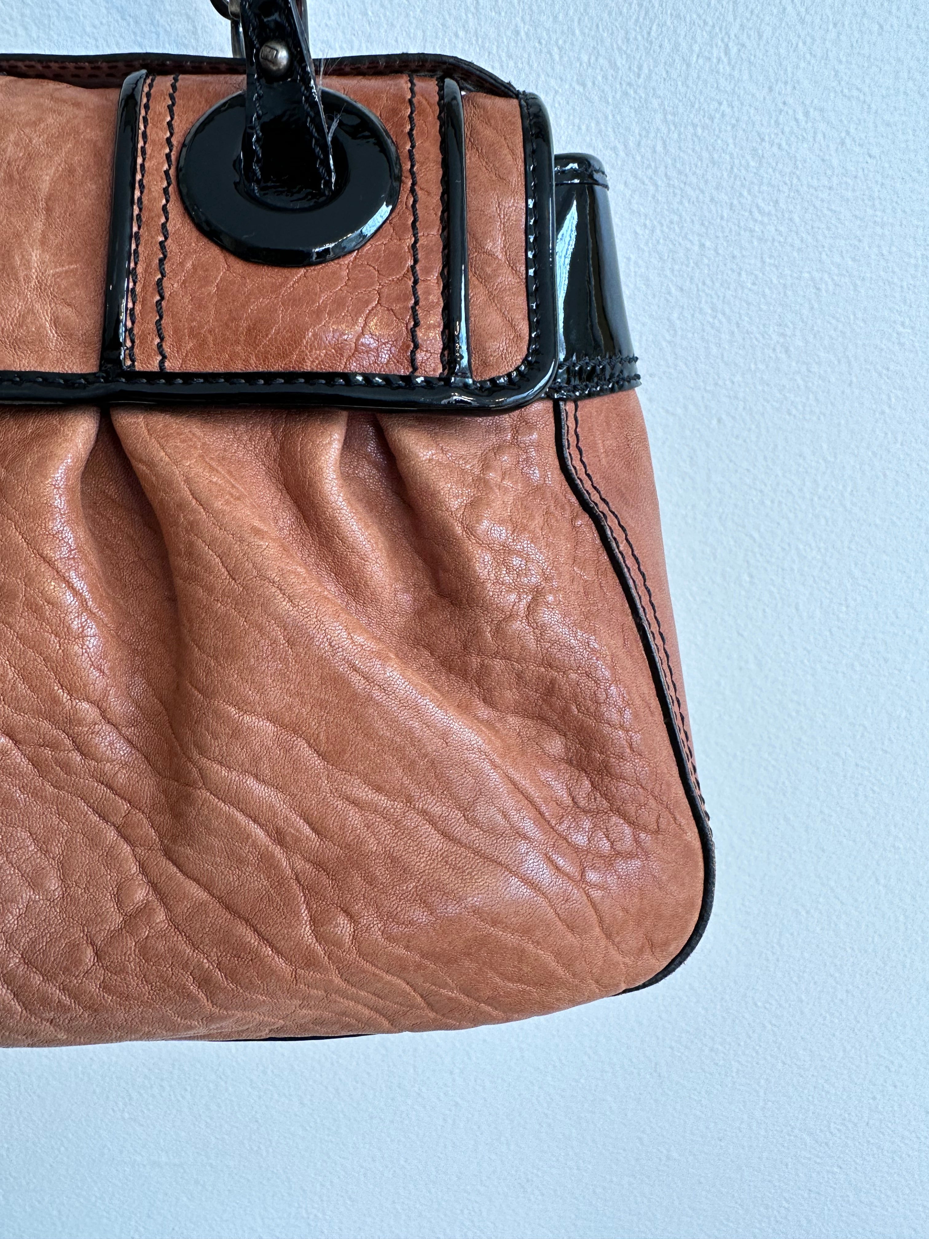 Pre-Owned FENDI Nappa Patent Medium B Bag