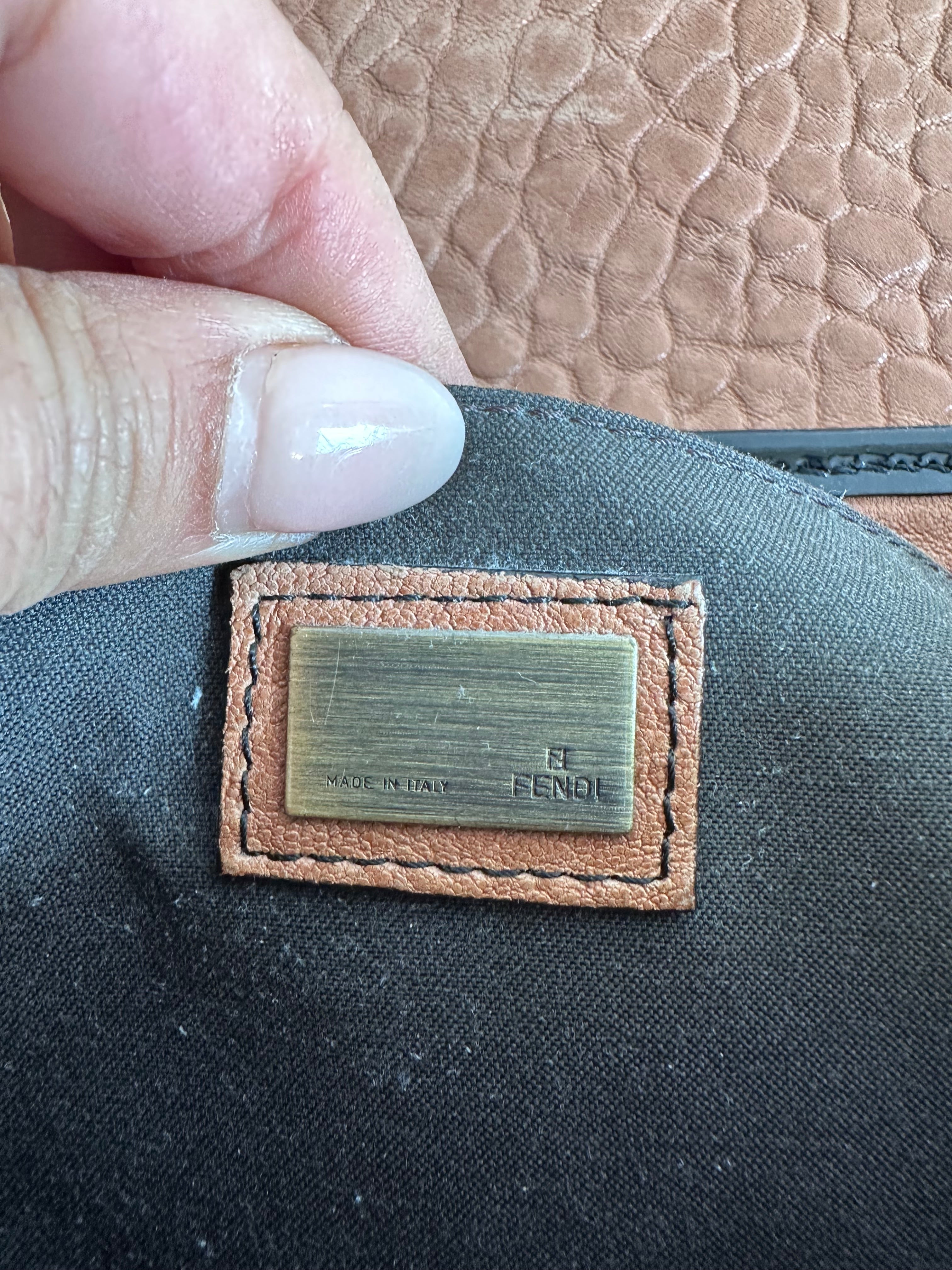 Pre-Owned FENDI Nappa Patent Medium B Bag