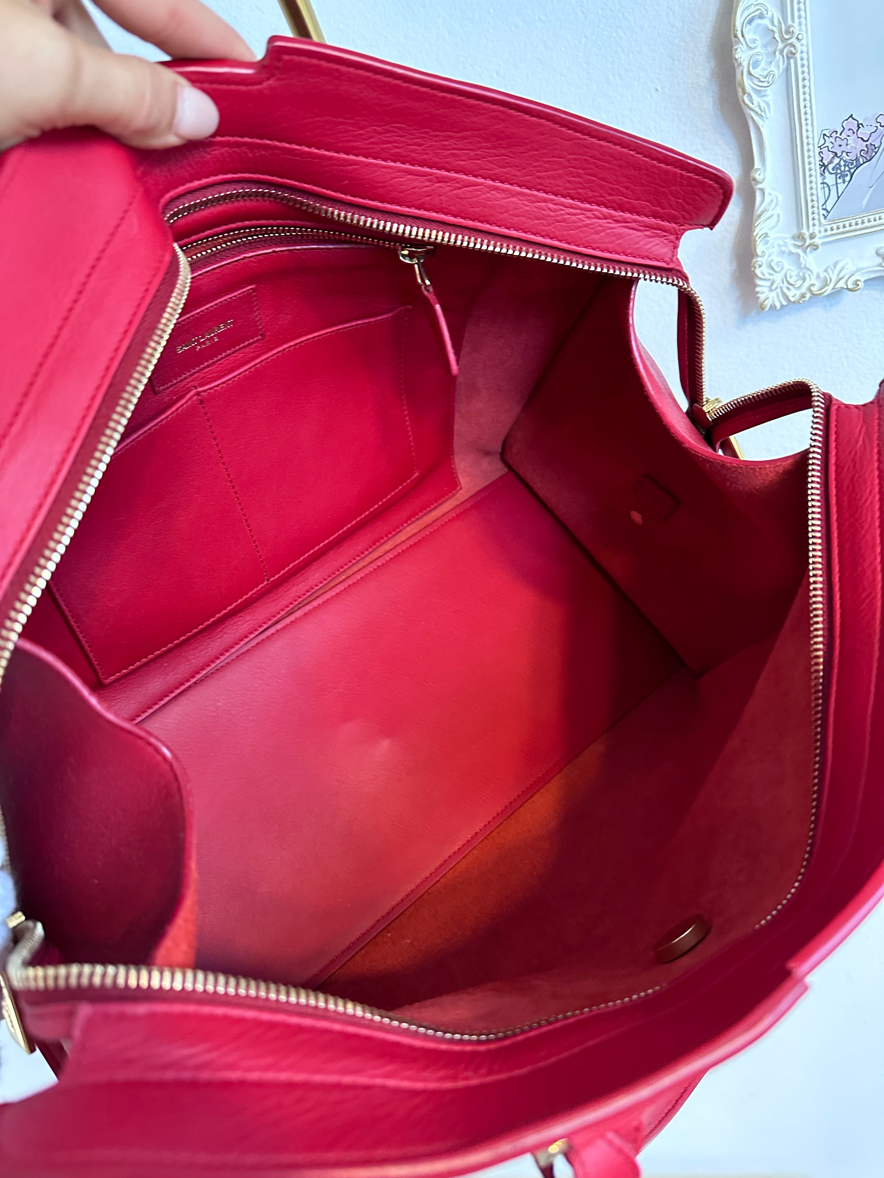 Pre-Owned SAINT LAURENT Red Cabas Chic Medium Tote