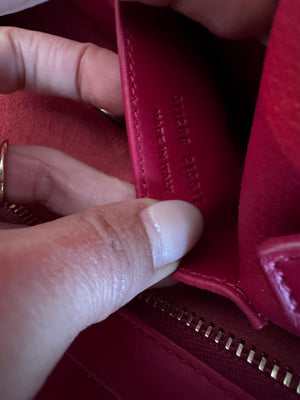Pre-Owned SAINT LAURENT Red Cabas Chic Medium Tote
