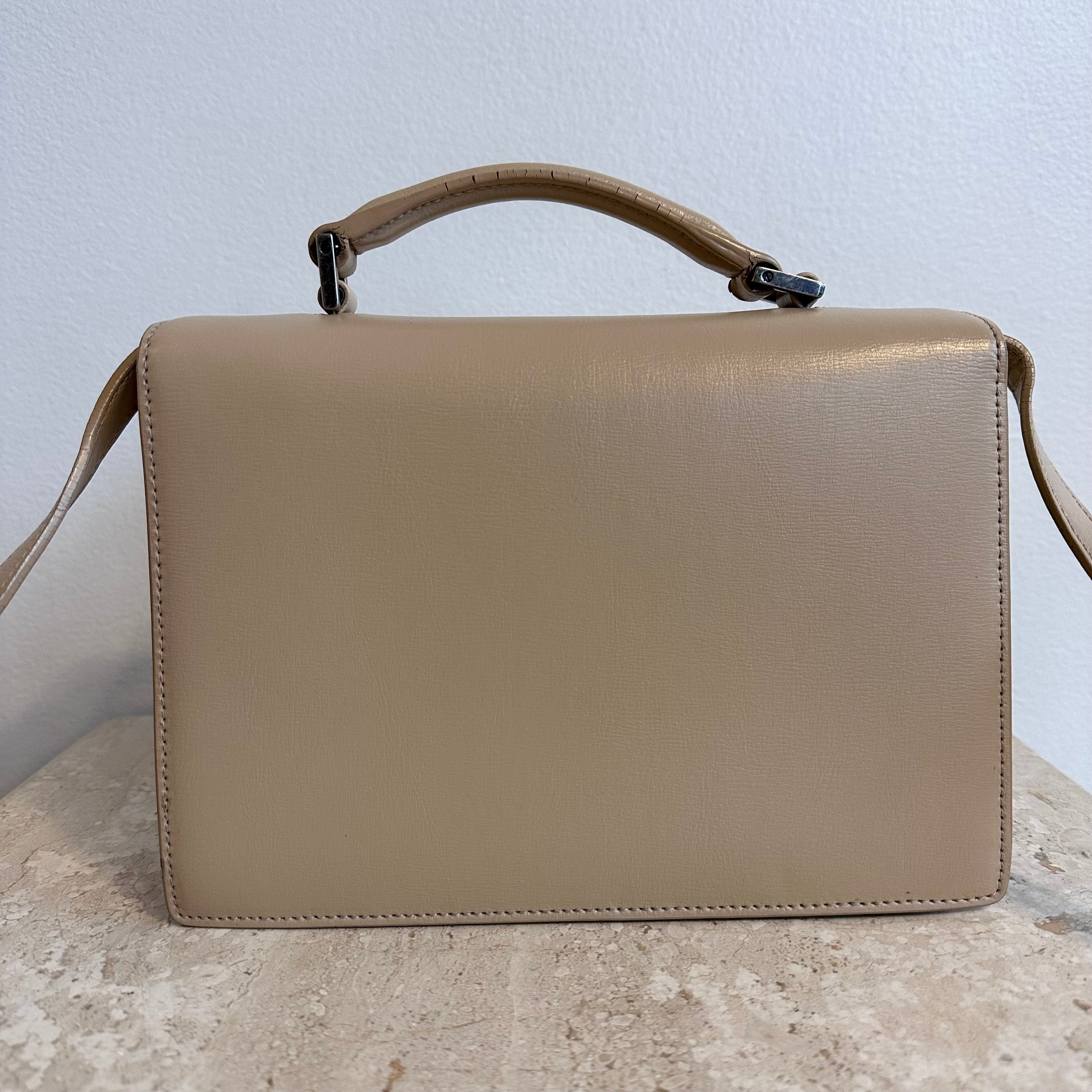 Pre-Owned SAINT LAURENT Beige Leather Bellechasse Bag