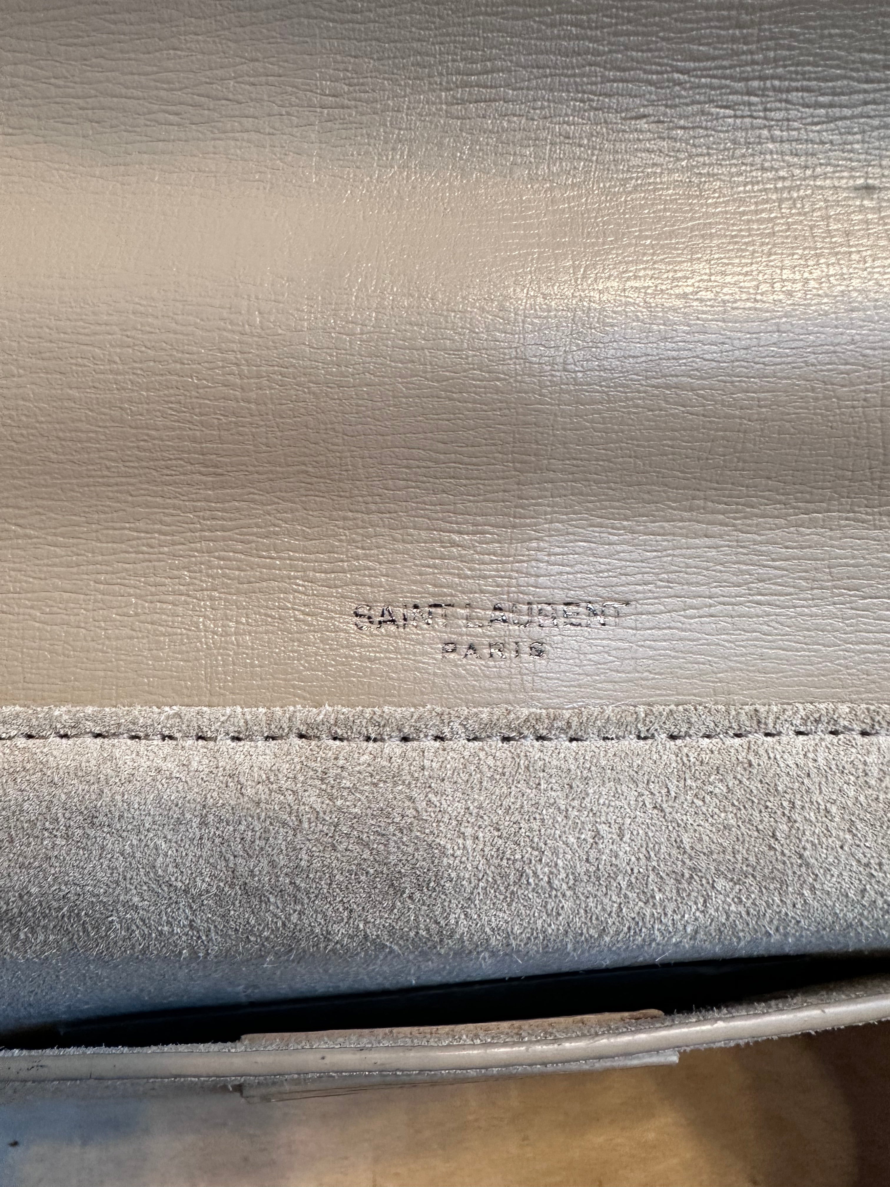 Pre-Owned SAINT LAURENT Beige Leather Bellechasse Bag