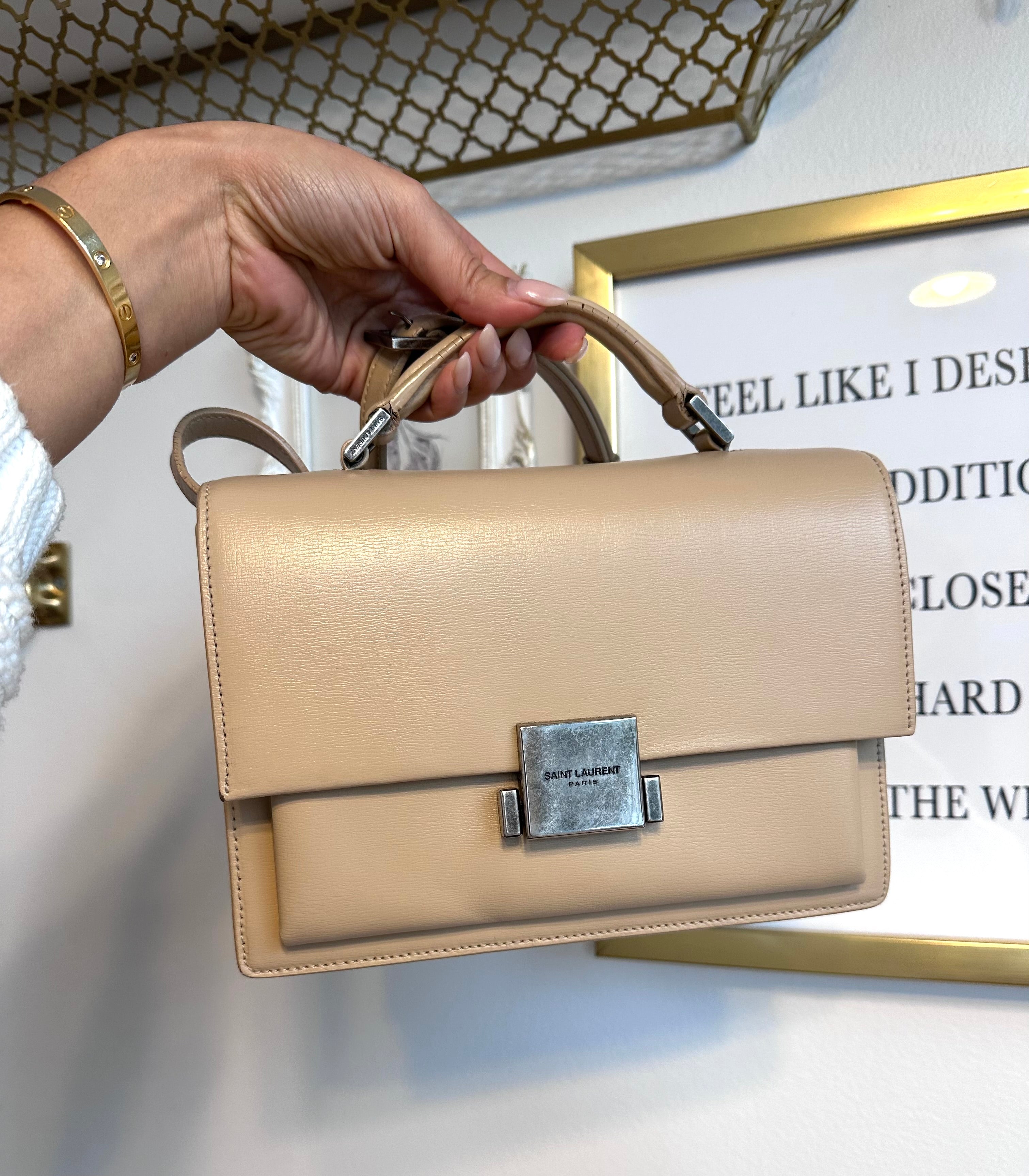 Pre-Owned SAINT LAURENT Beige Leather Bellechasse Bag