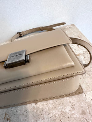 Pre-Owned SAINT LAURENT Beige Leather Bellechasse Bag