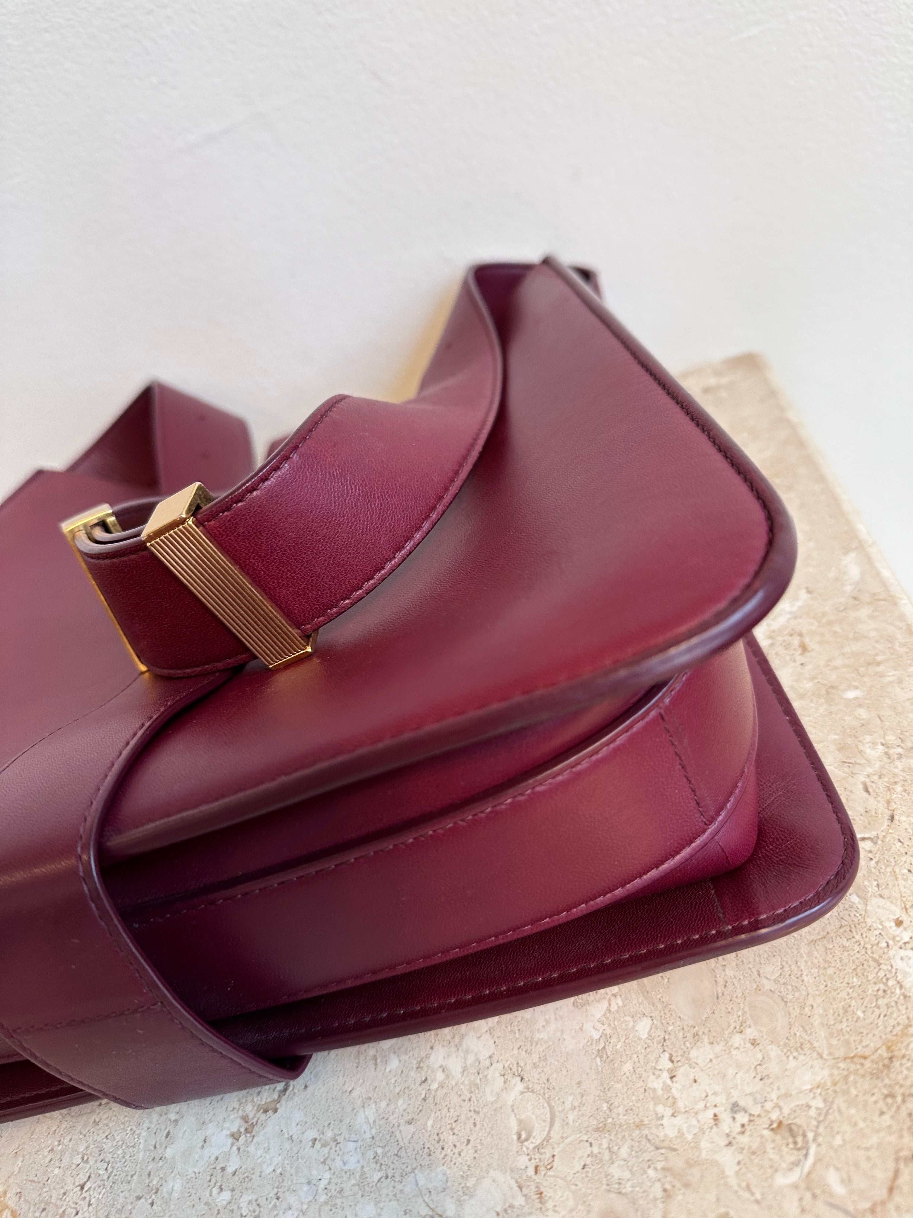 Pre-Owned BOTTEGA VENETA Burgundy Marie Shoulder Bag