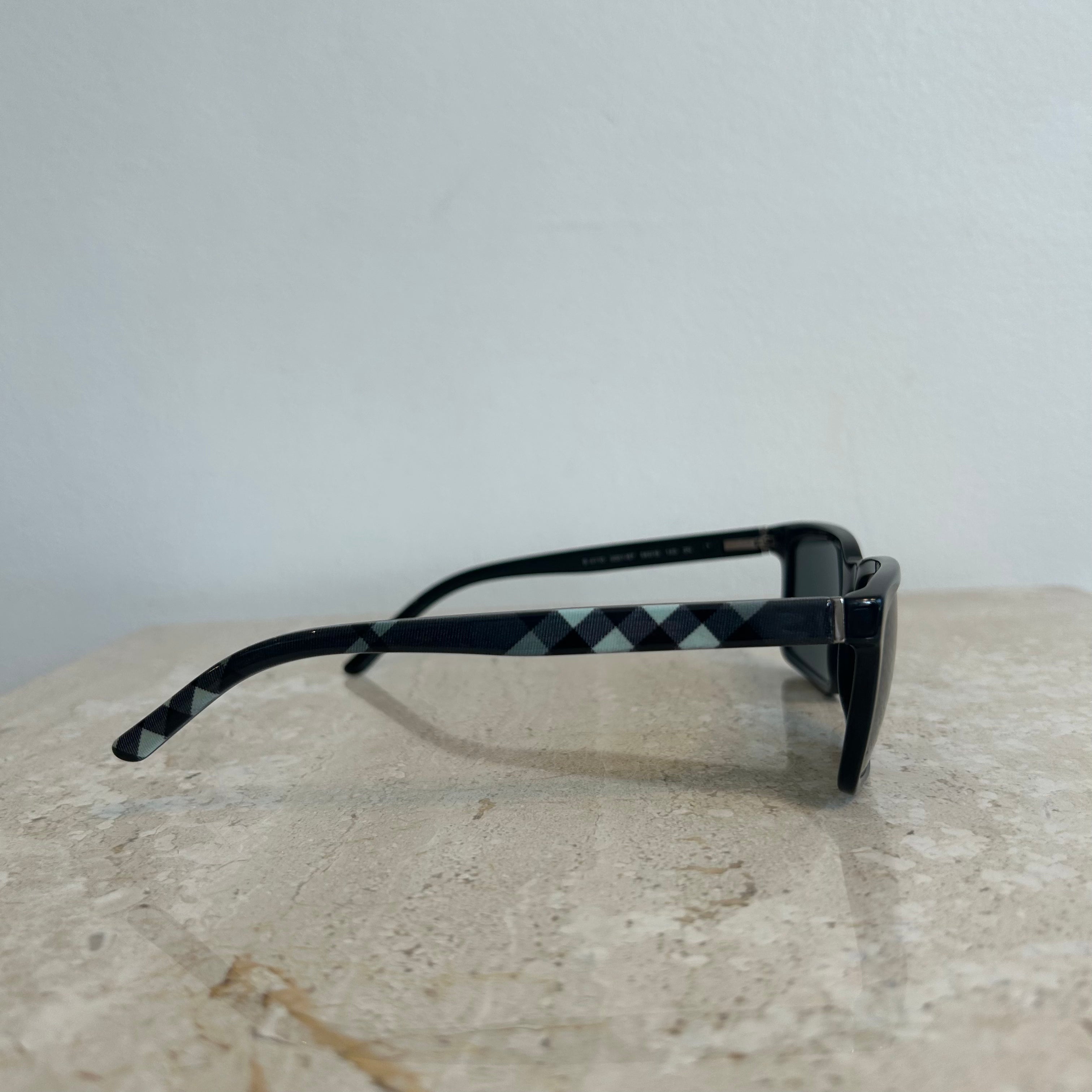 Pre-Owned BURBERRY 8410 3001/87 Blue Plaid Sunglasses