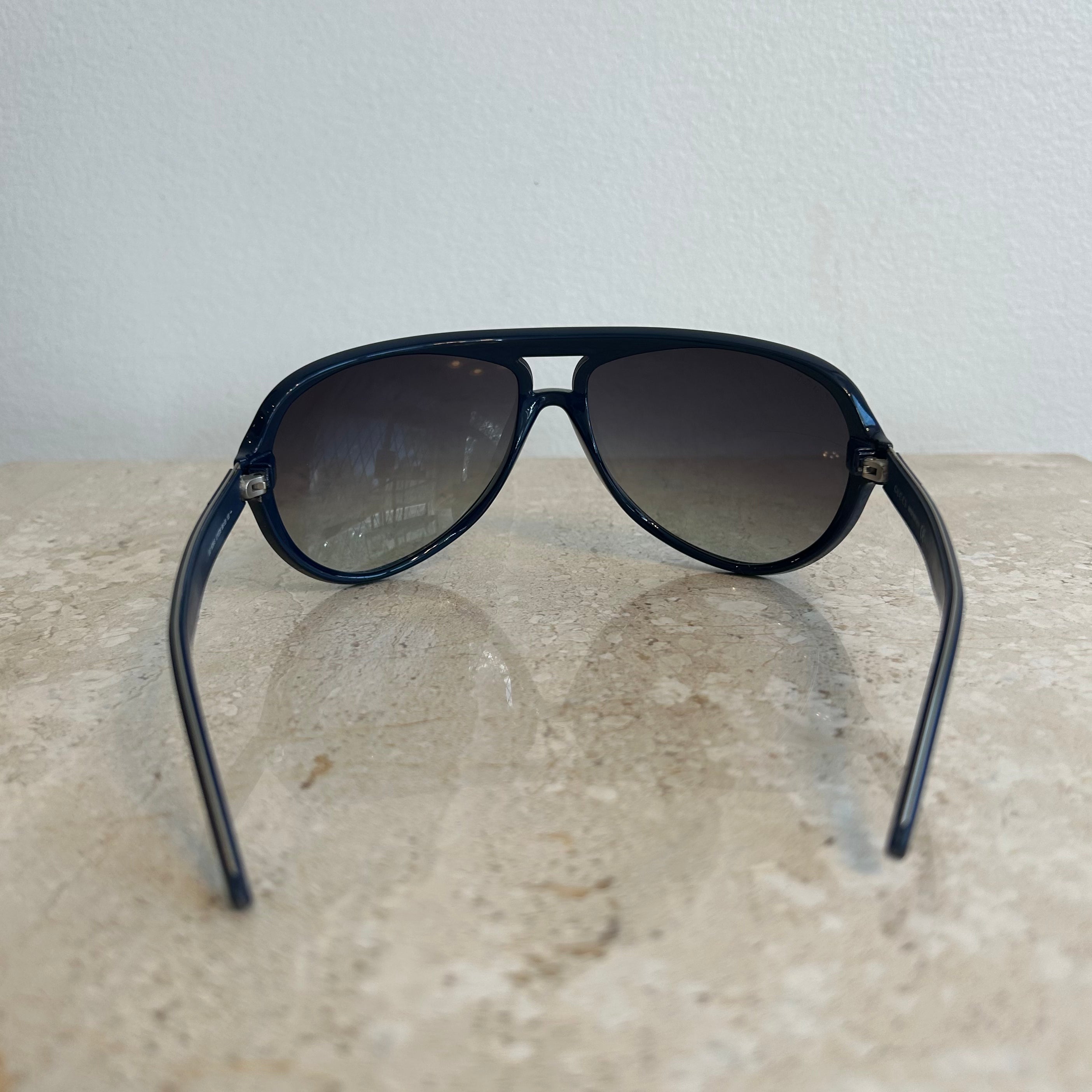 Pre-Owned GUCCI 6139/S Blue Matte Aviator Sunglasses