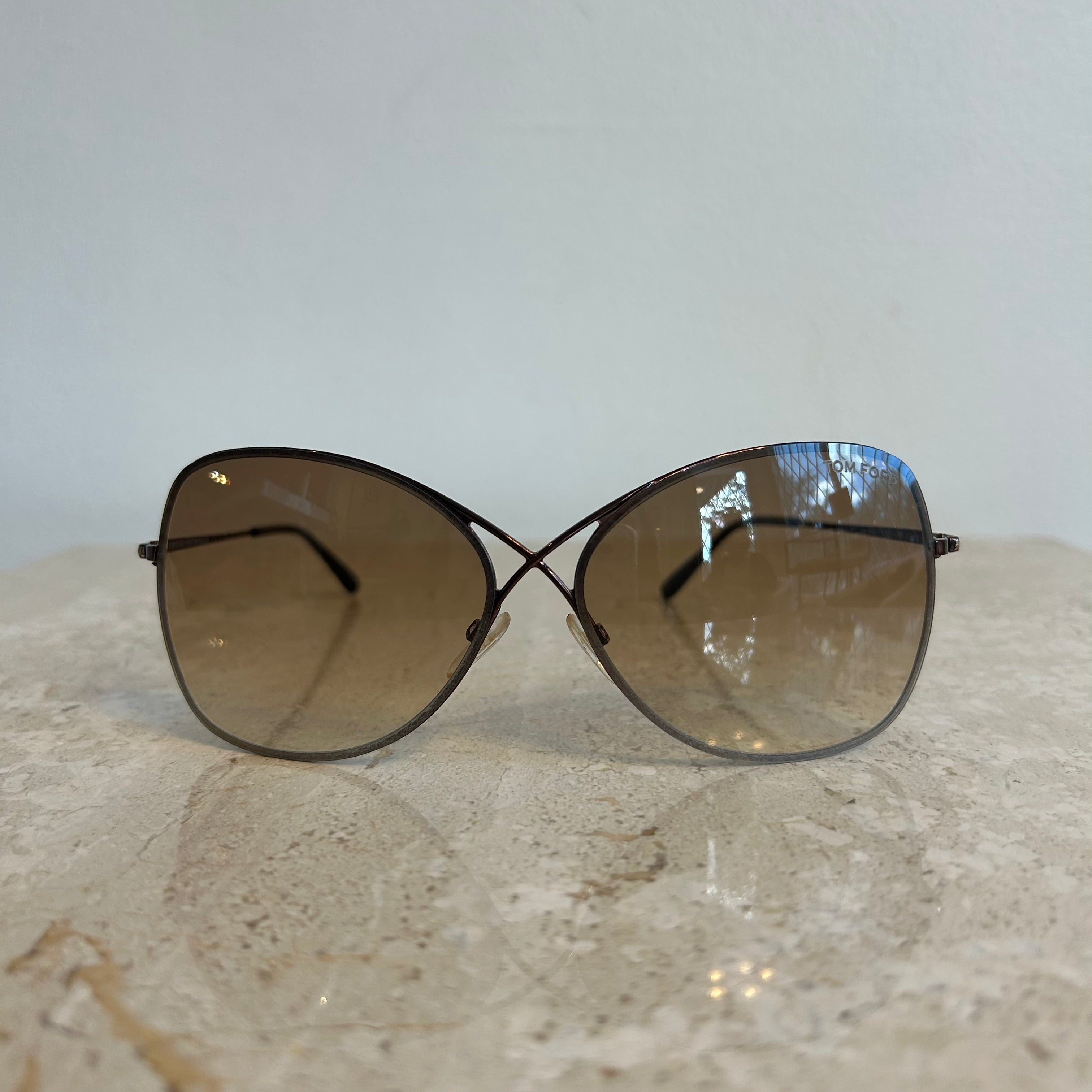Pre Owned TOM FORD Colette TF 250 Rose Gold Sunglasses Valamode