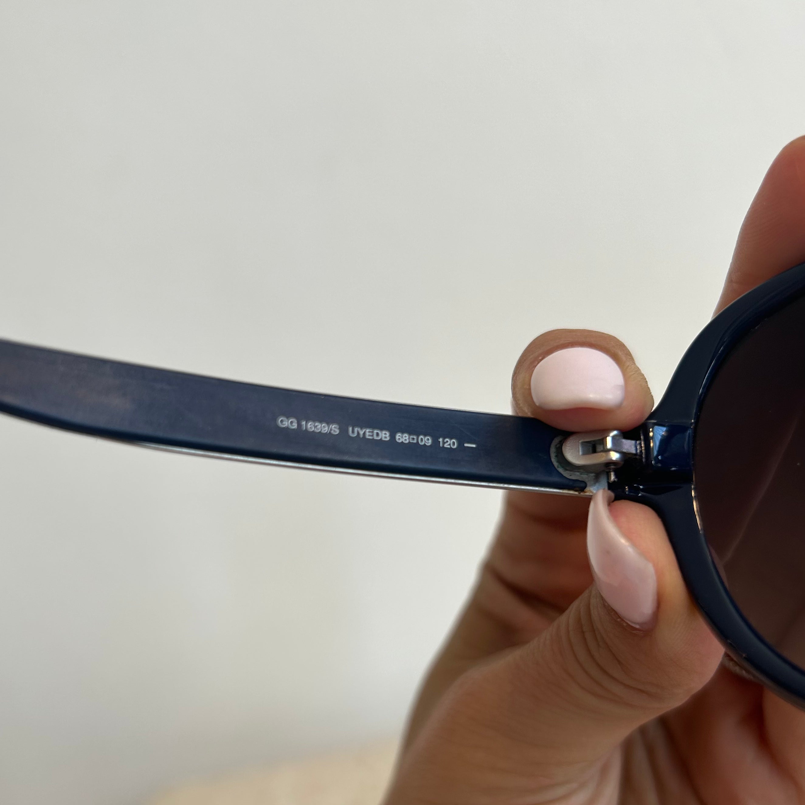 Pre-Owned GUCCI 6139/S Blue Matte Aviator Sunglasses