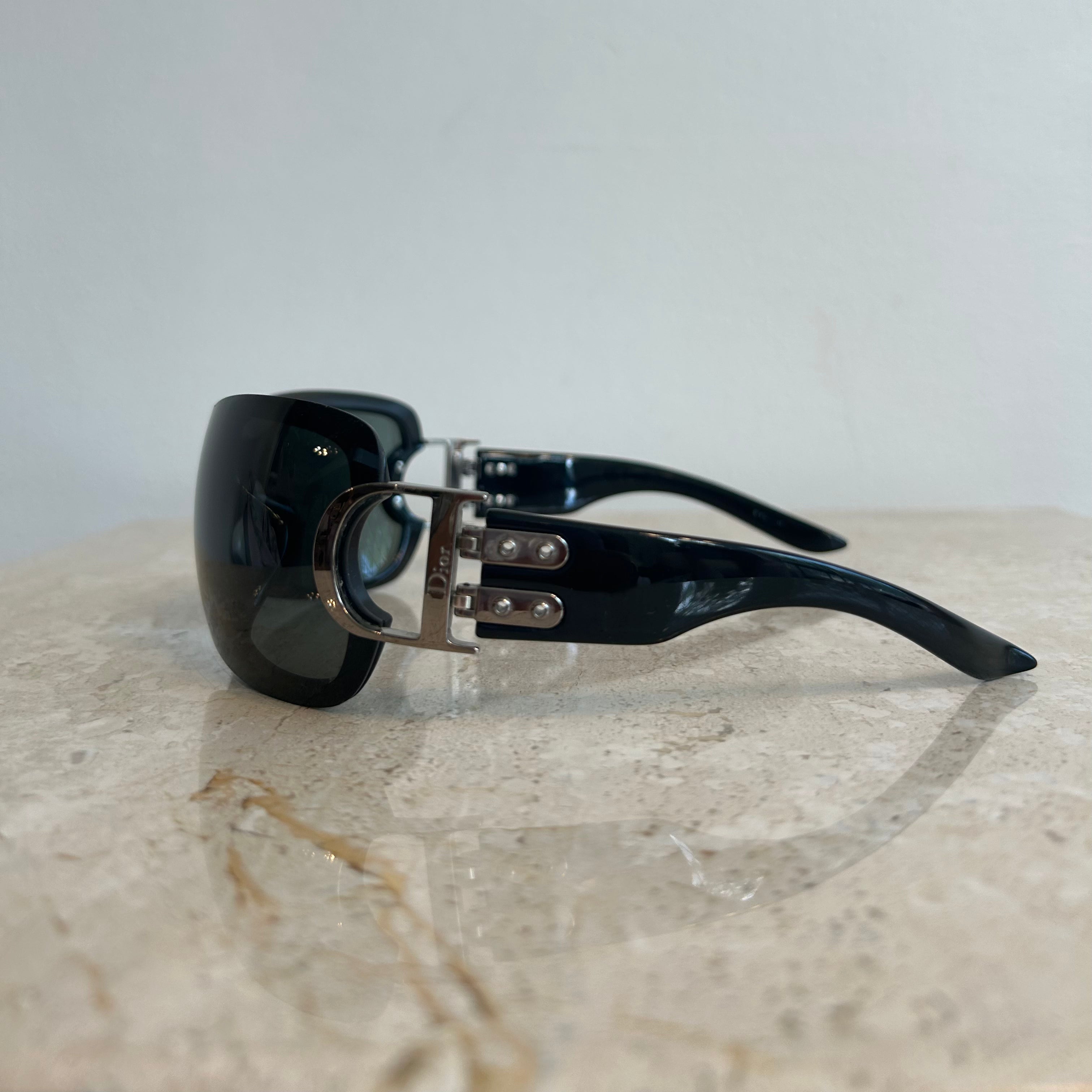 Pre-Owned Dior Airspeed 2 Shield Sunglasses