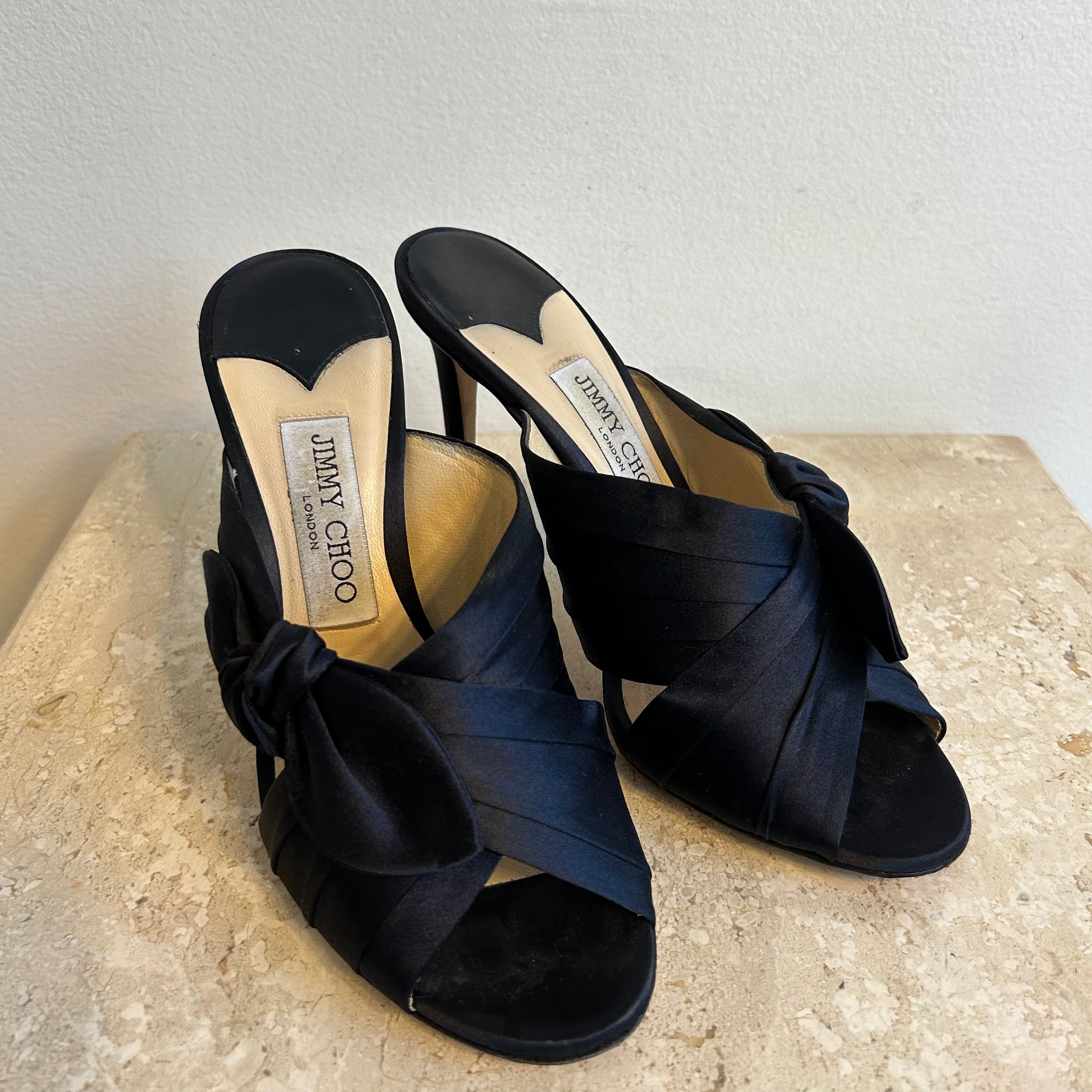 Pre-Owned JIMMY CHOO Navy Satin Keely Sandal 100mm - Size 38.5