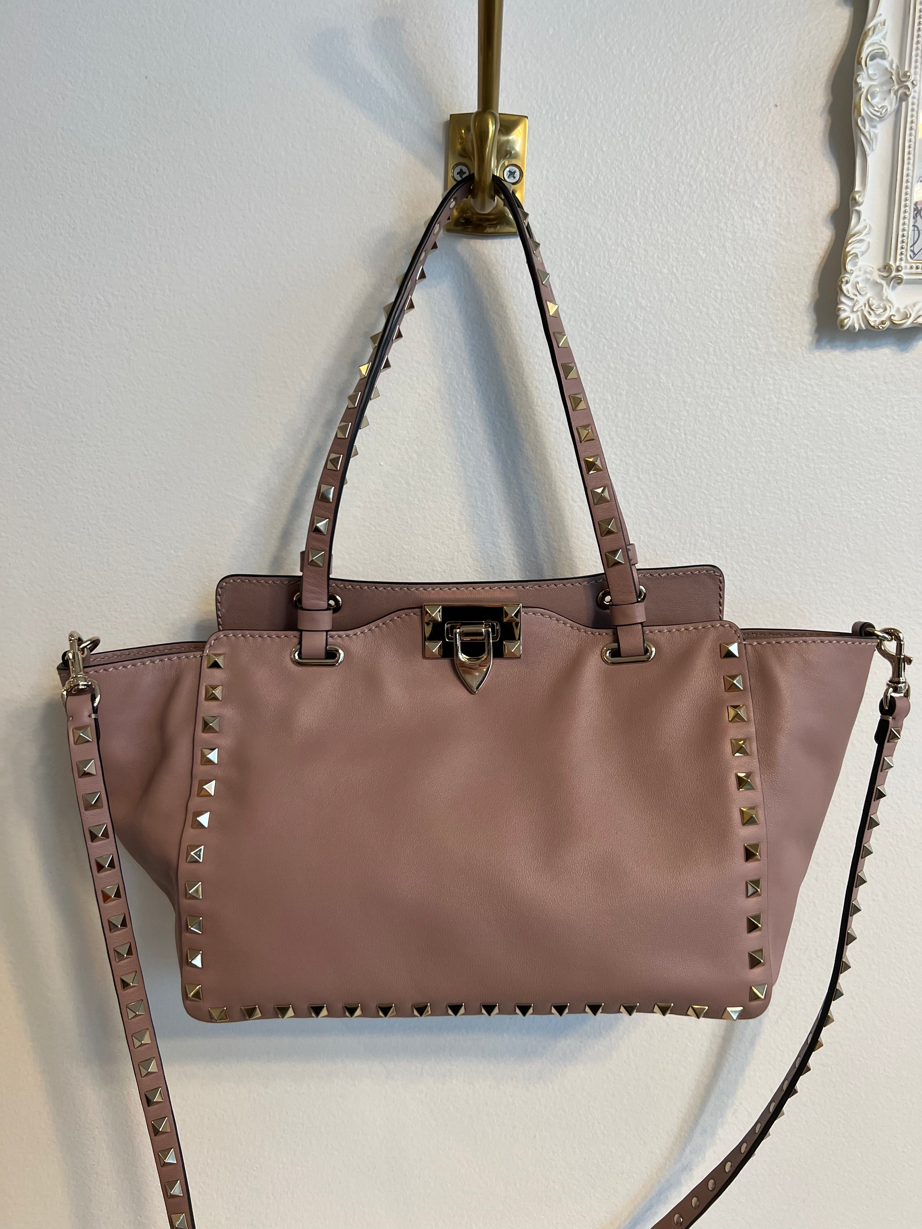 Pre-owned VALENTINO Small Rockstud Tote in Poudre