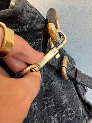 Pre-owned LOUIS VUITTON Monogram Denim Neo Cabby MM