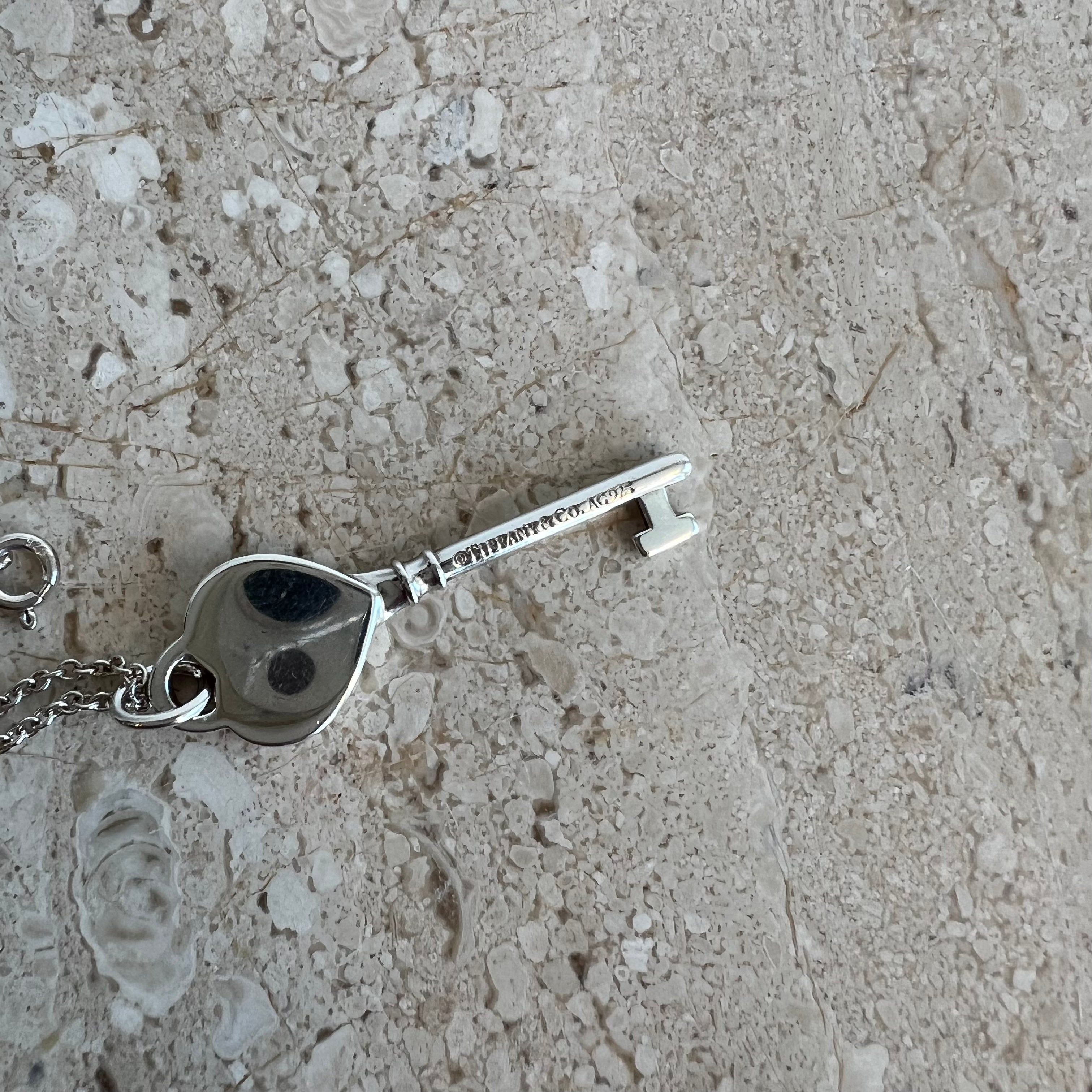 Pre-Owned TIFFANY & CO. Return To Tiffany Heart Key Pendant Necklace
