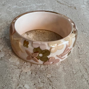 Pre-Owned LOUIS VUITTON Inlay Lucite Logo Bangle