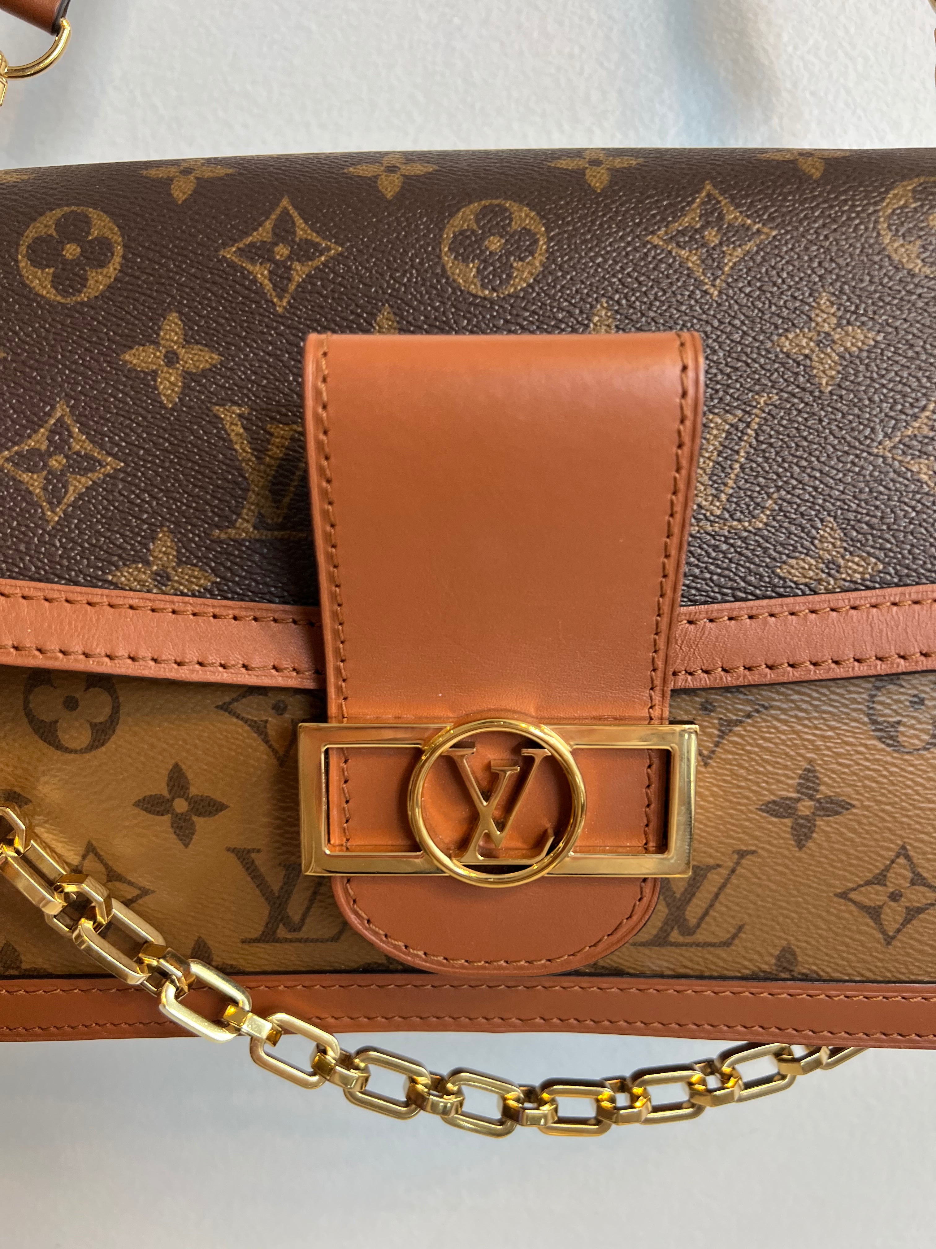 Pre-Owned LOUIS VUITTON Dauphine MM Monogram Handbag