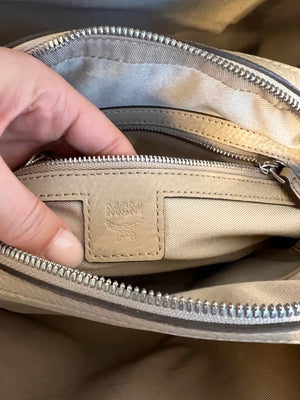Pre-Owned MCM New Beige Shoulder Bag