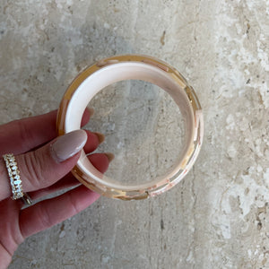 Pre-Owned LOUIS VUITTON Inlay Lucite Logo Bangle